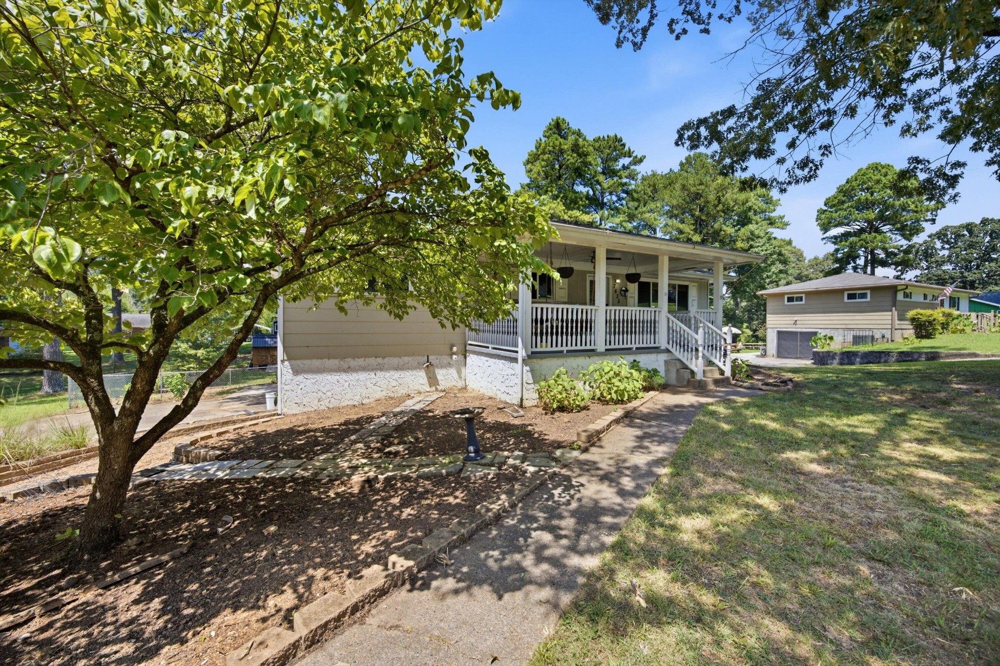 7635 Mallette Road