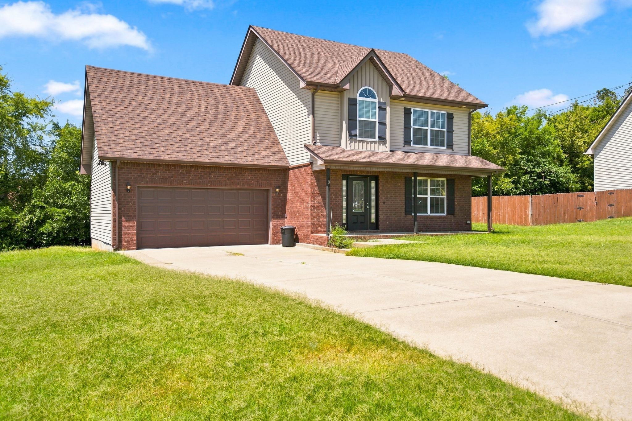 121 Pledge Ct