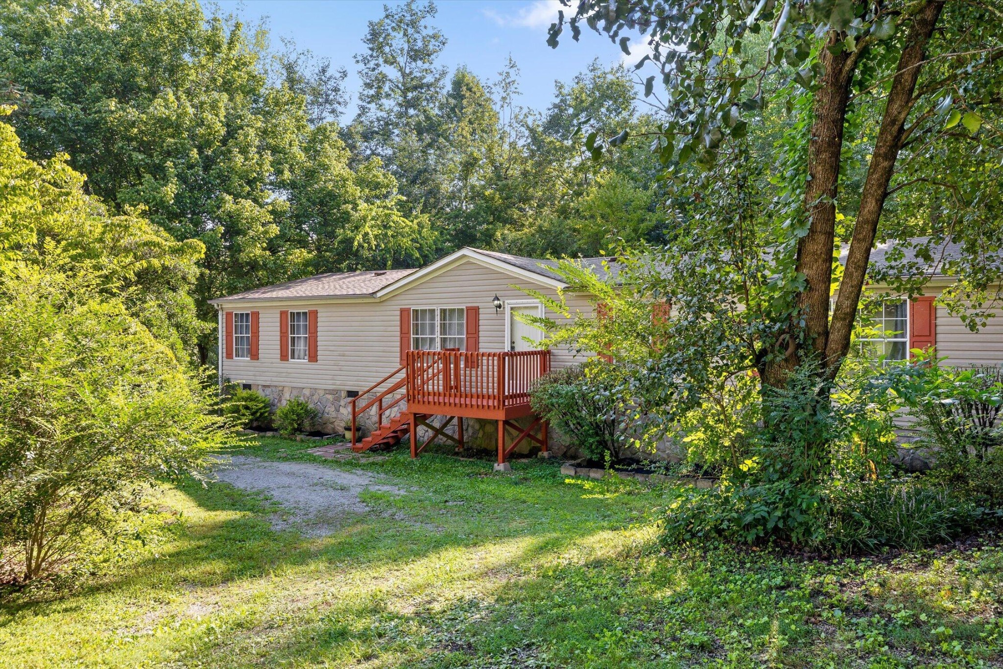 7452 Gates Road