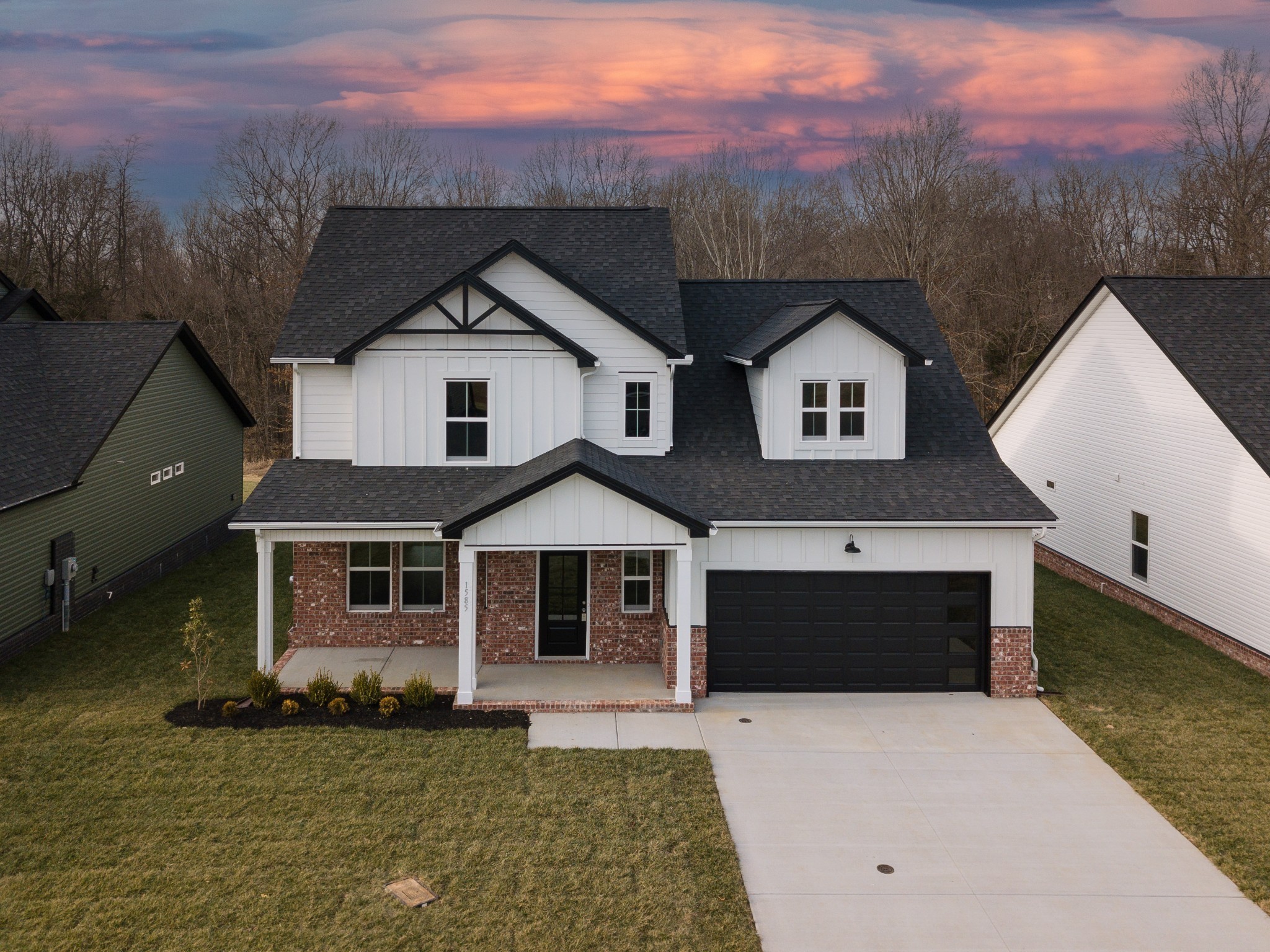 1585 Hidden Creek Trail