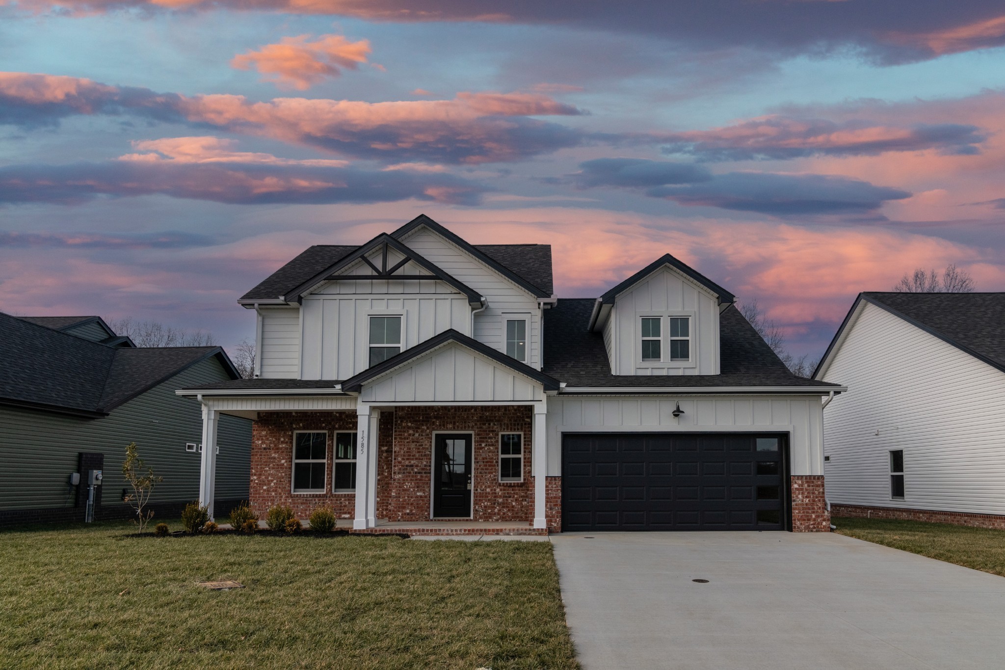 1585 Hidden Creek Trail