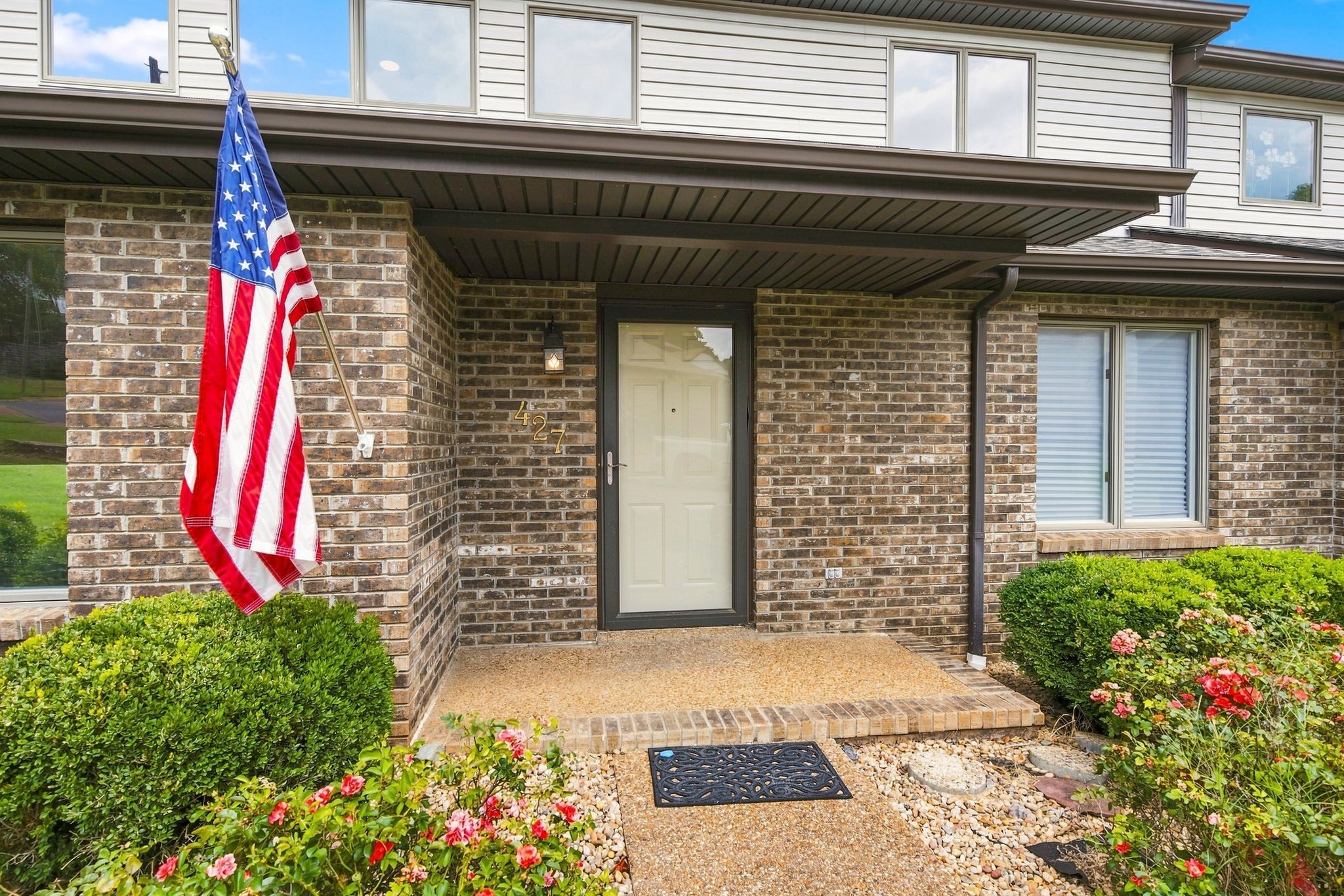427 Country Club Ct