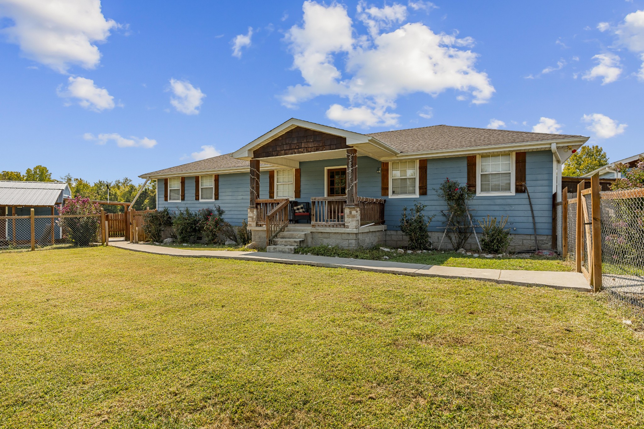 3885 Highway 231, S