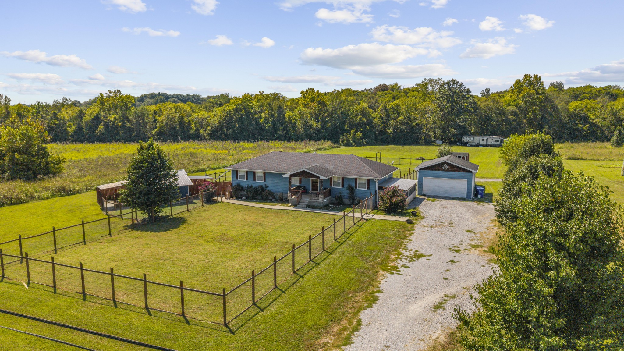 3885 Highway 231, S