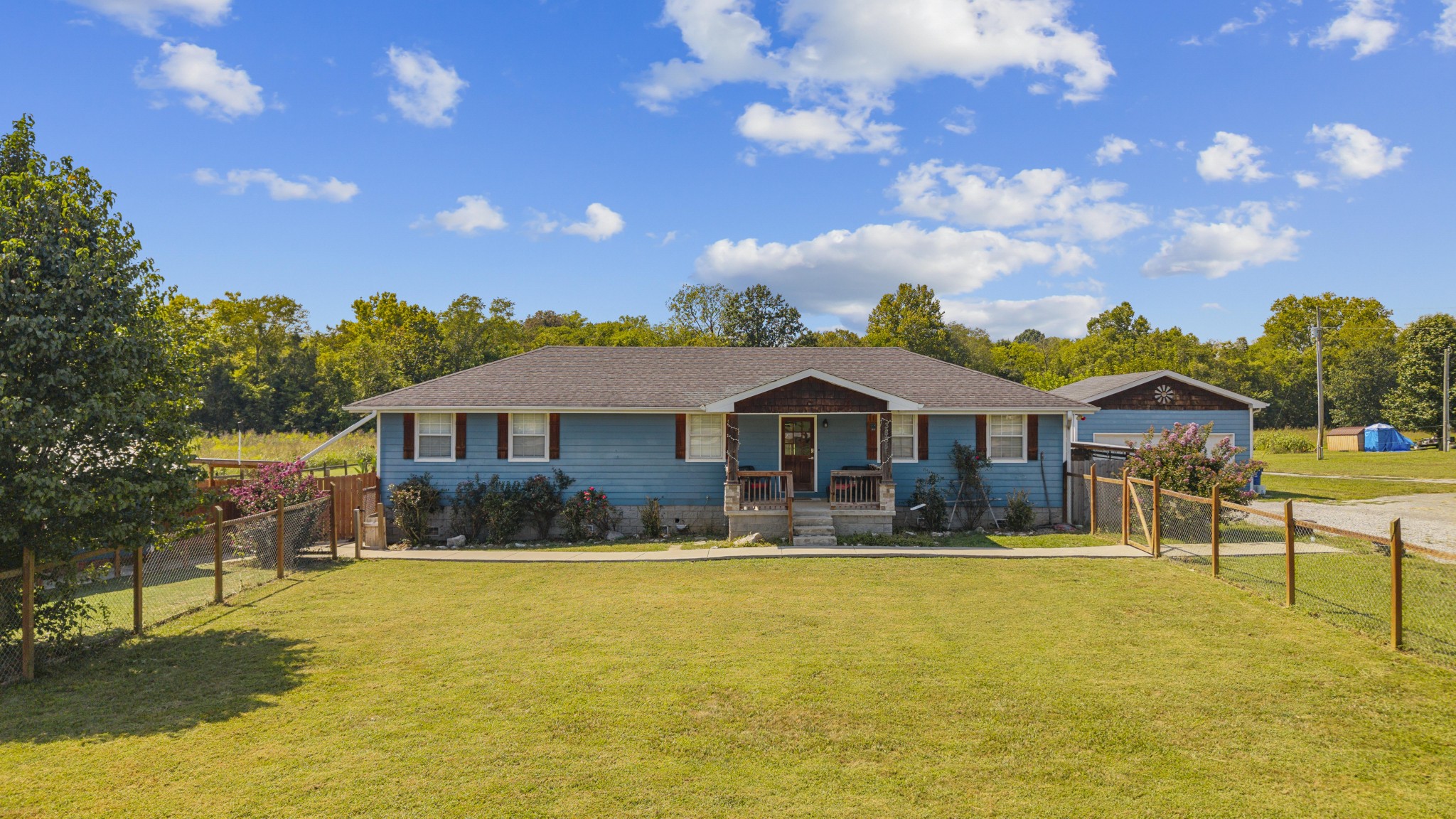 3885 Highway 231, S