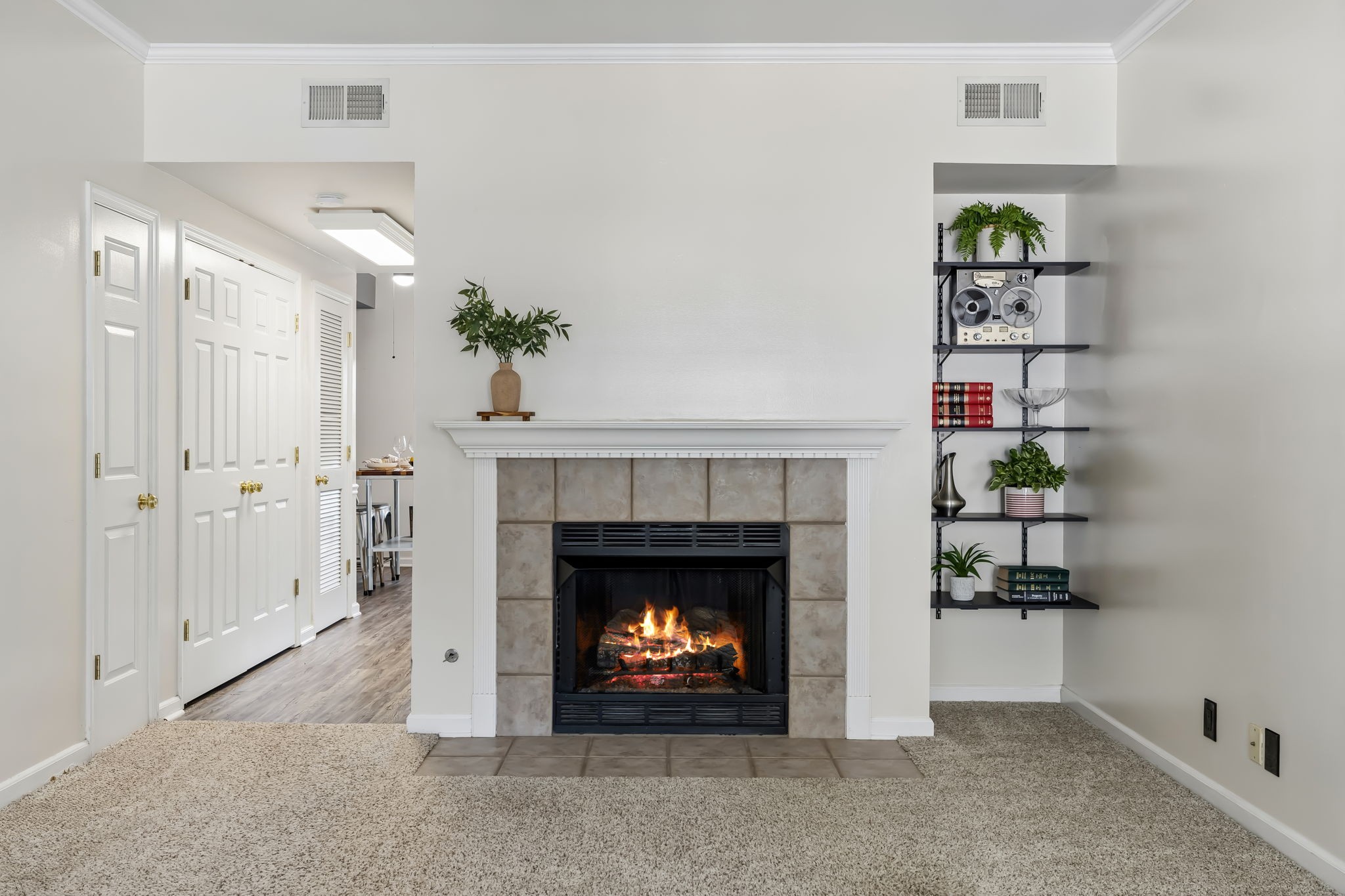 2121 Highway 12, S