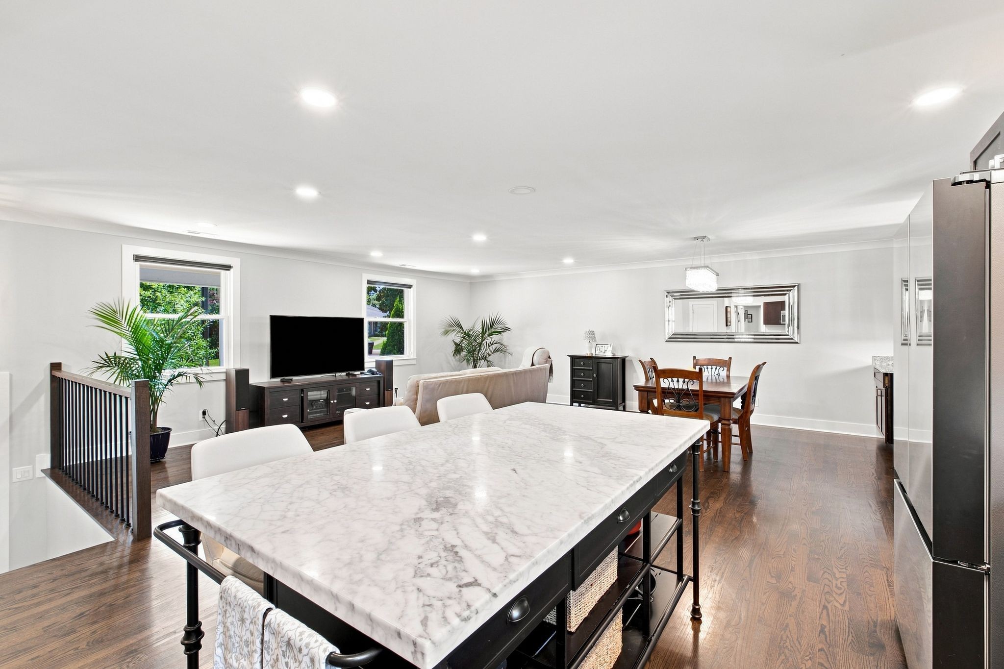 6314 Saint Henry Dr