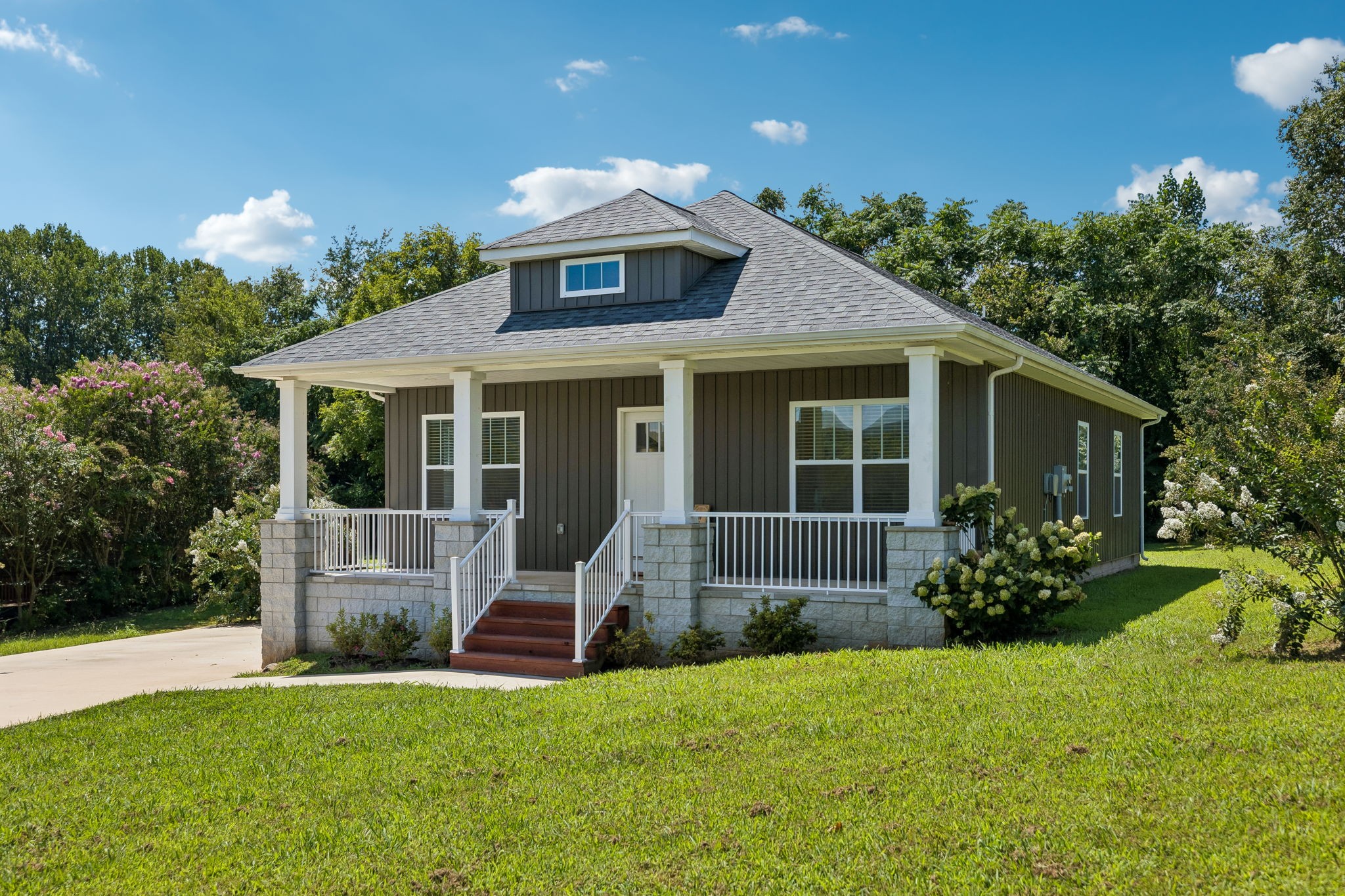 177 Hidden River Ave