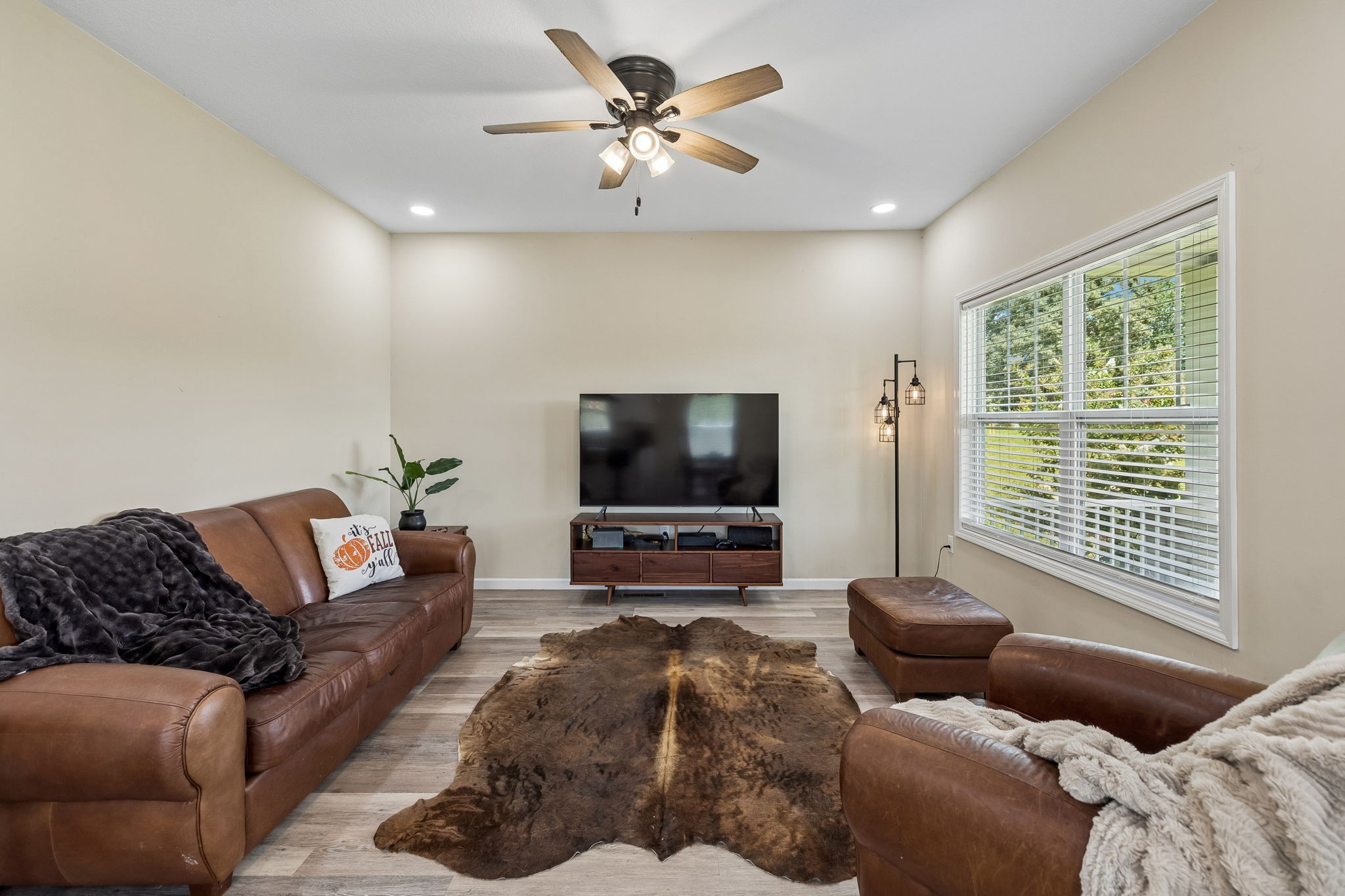 177 Hidden River Ave