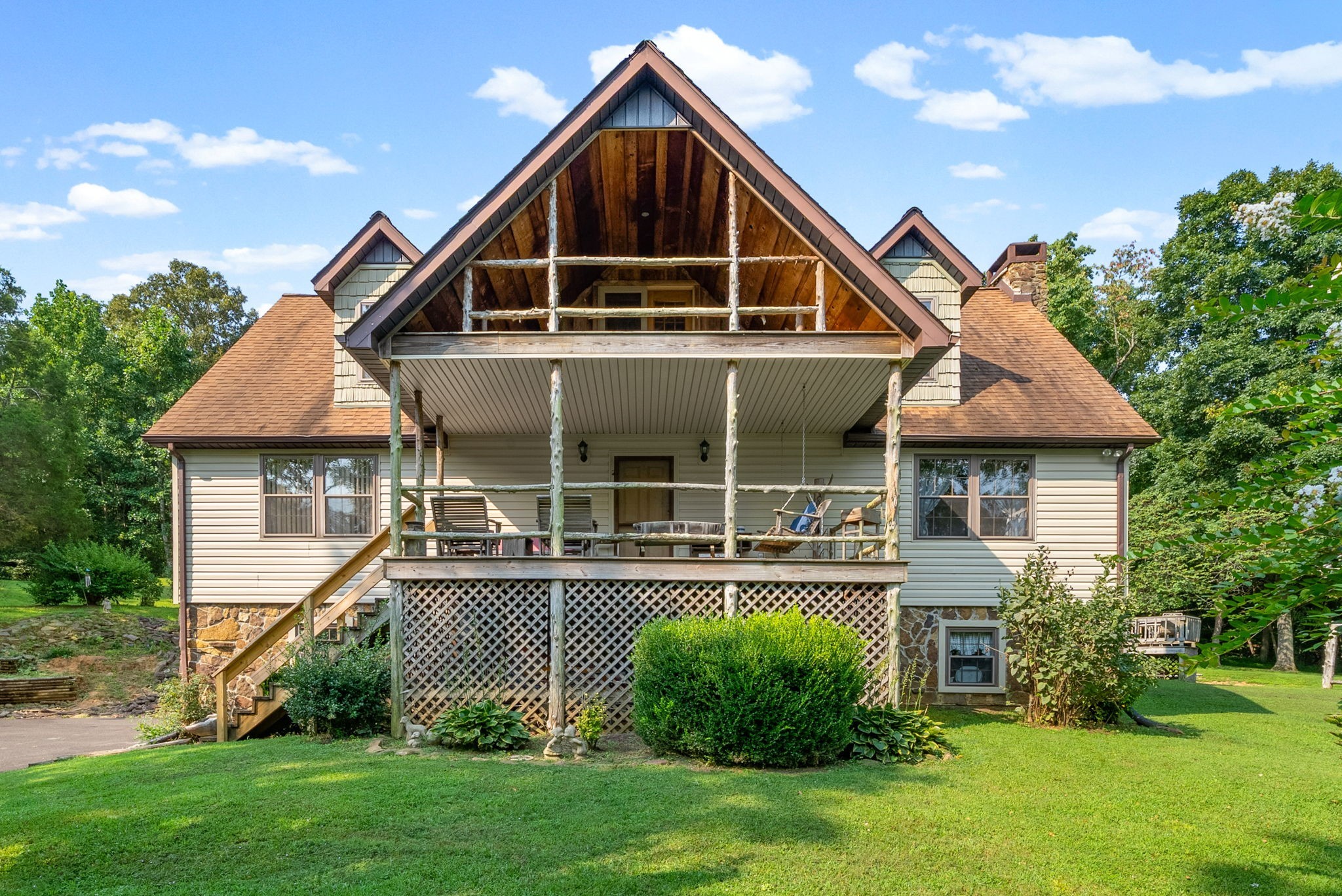 10121 Princeton Rd