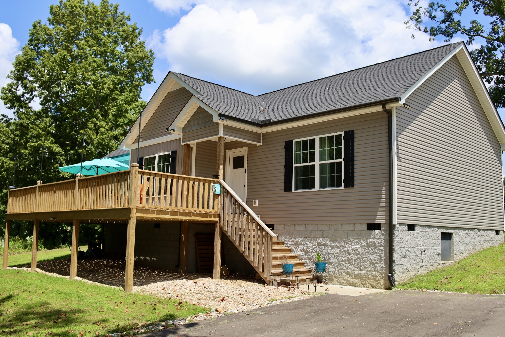 746 Nels Adams Rd