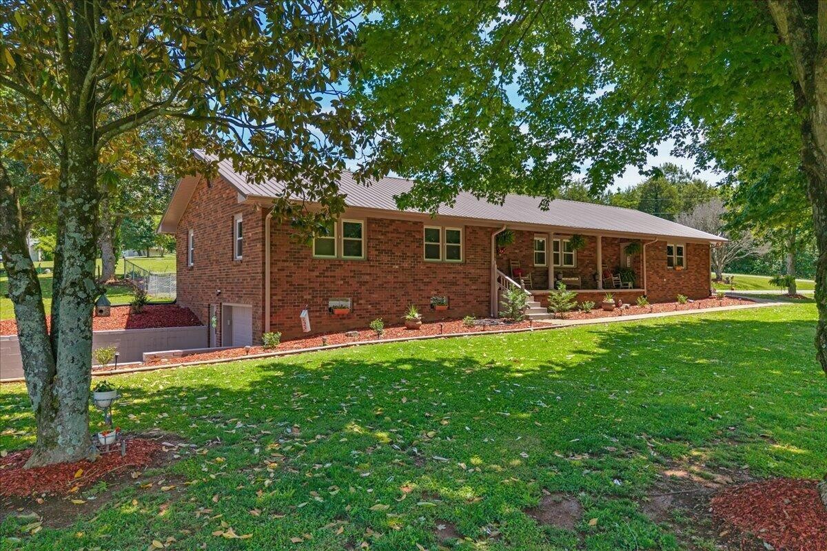 2065 Highway 30 E