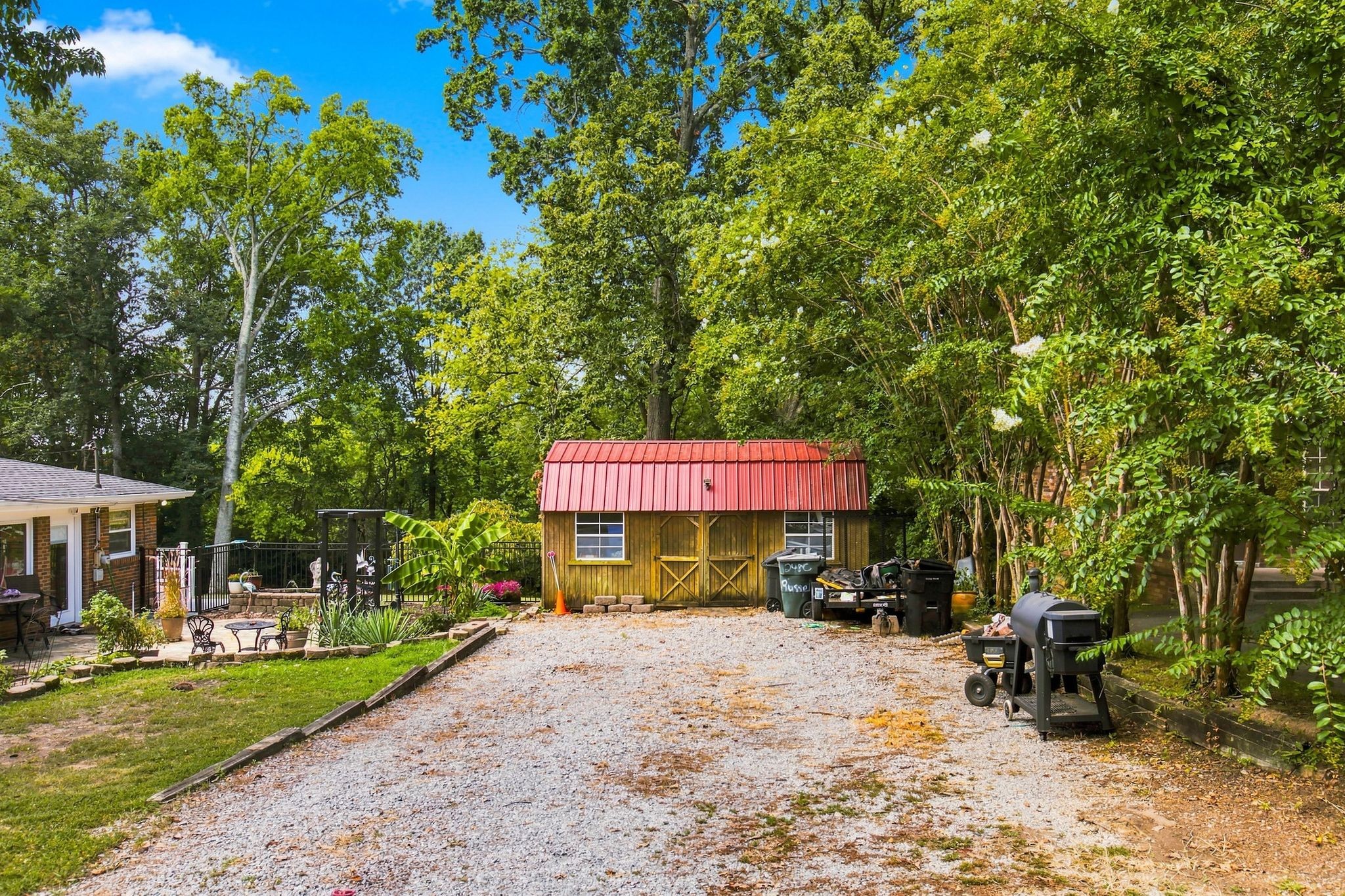 123 Forest Retreat Rd