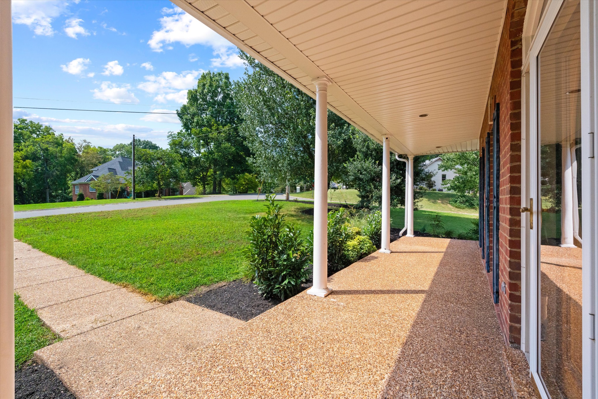 1227 Mount Vernon Ln