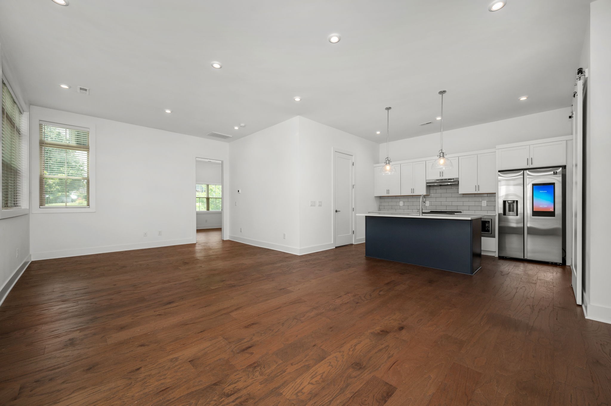 635 Nashua Ln