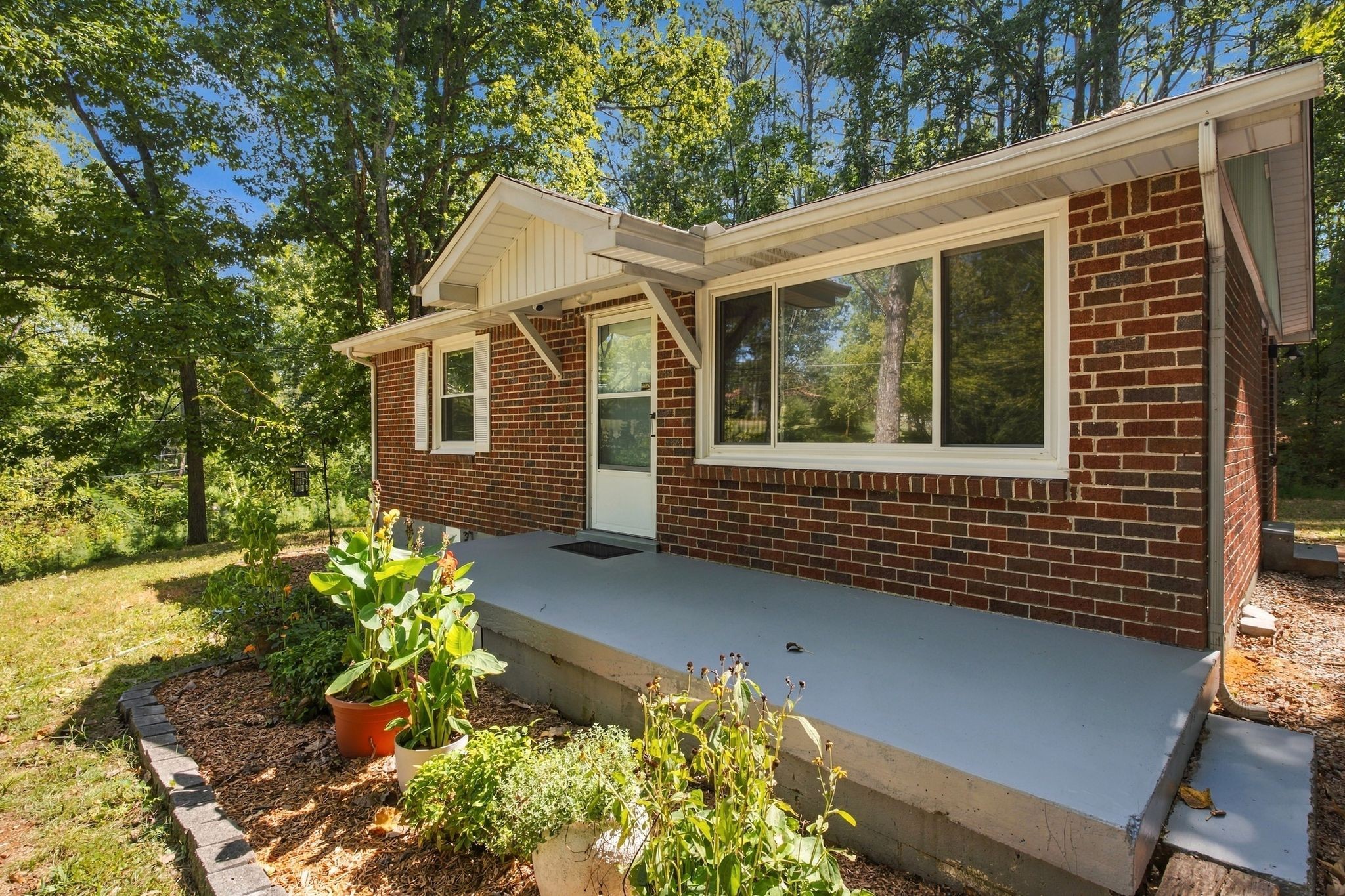 6463 Old Clarksville Pike