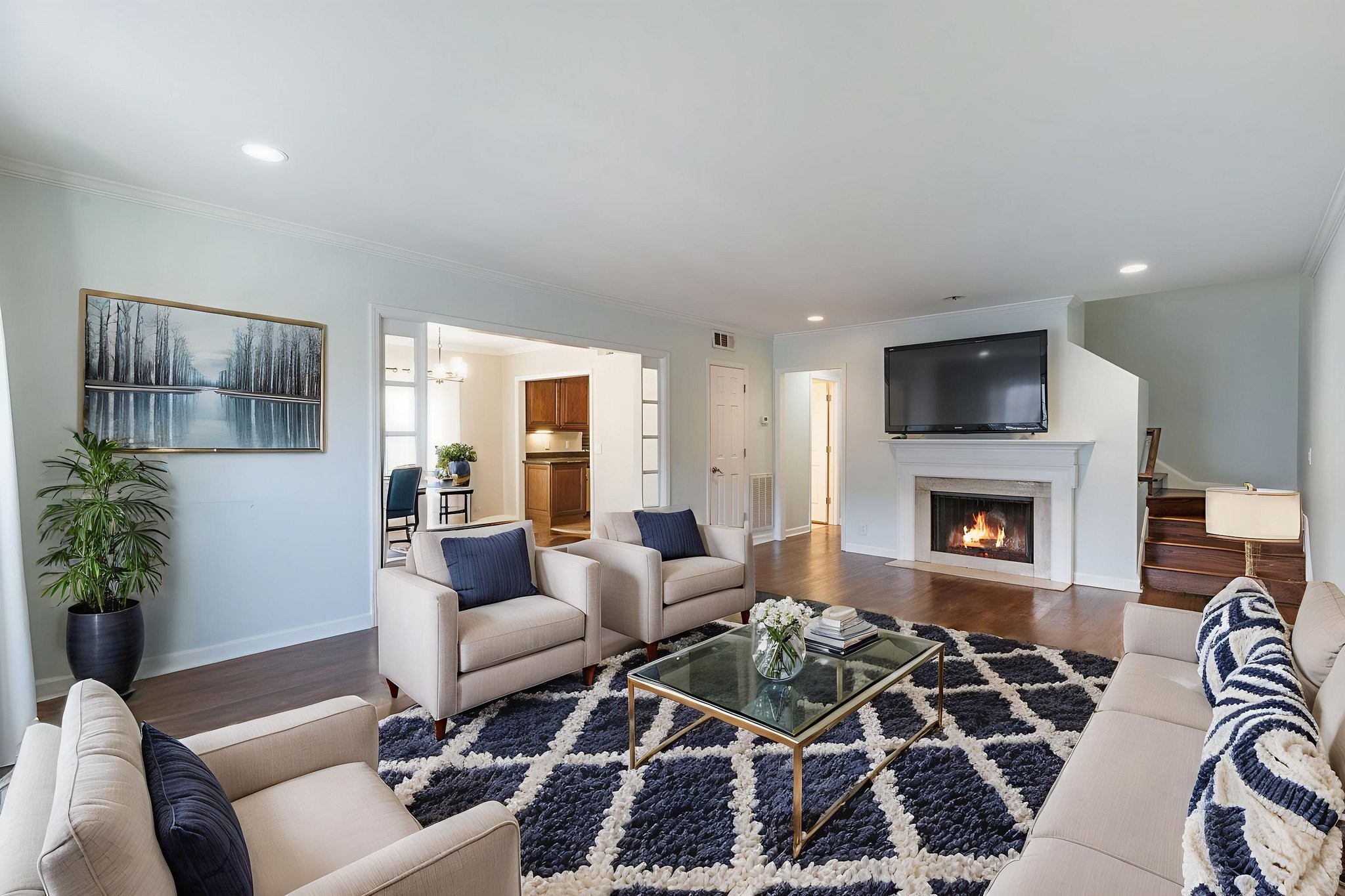 112 Saint Charles Pl