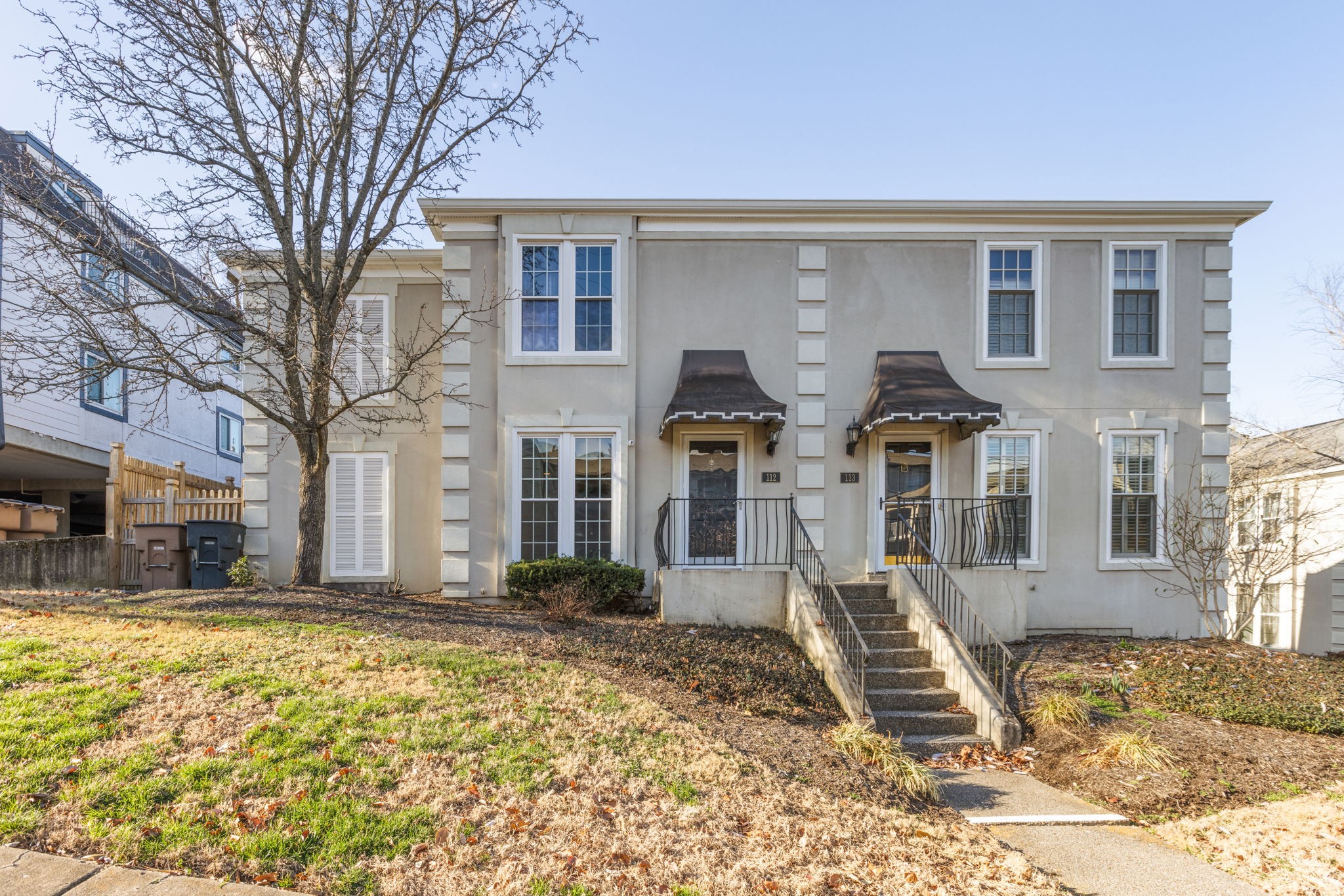 112 Saint Charles Pl