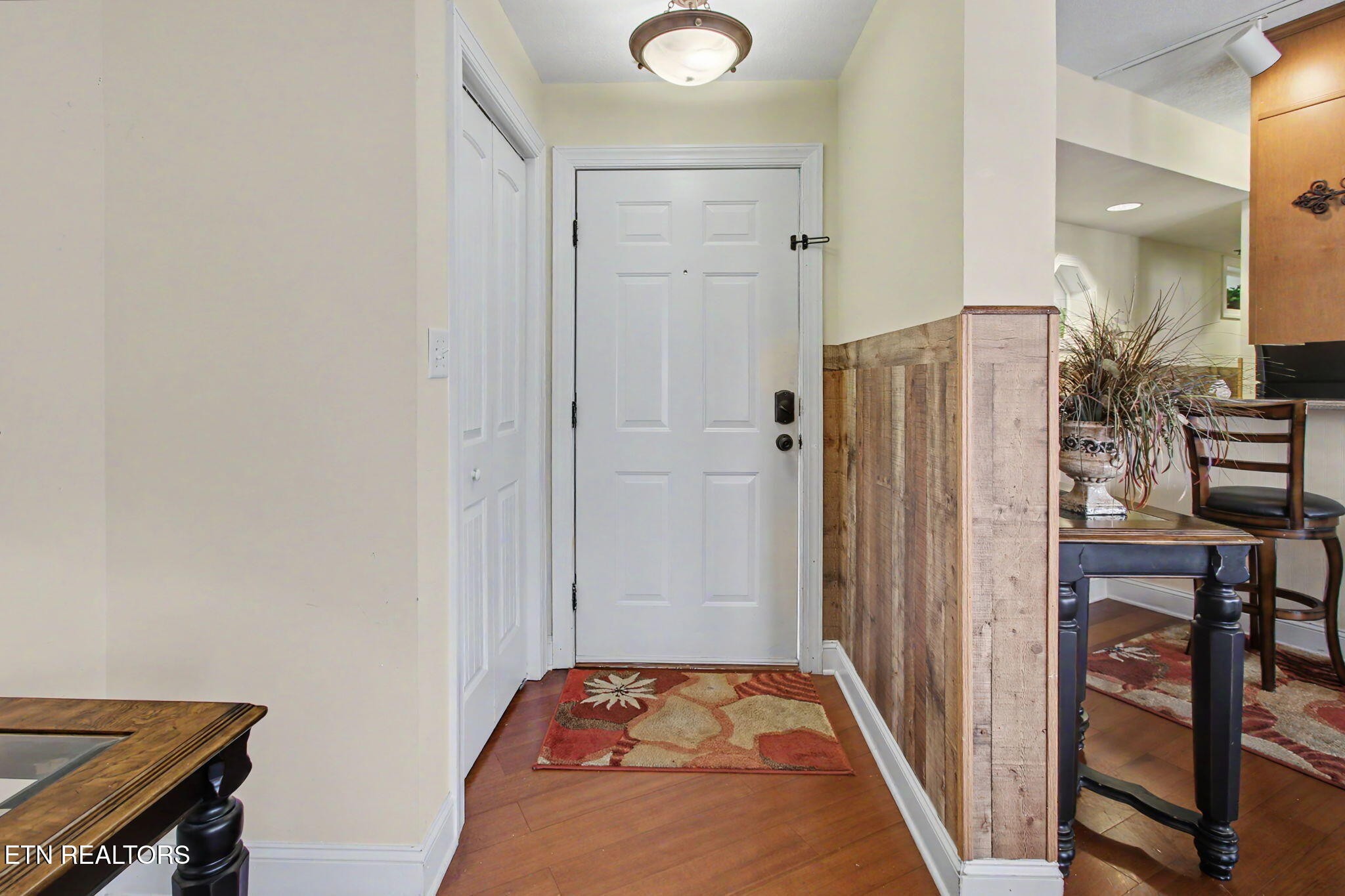 513 McCarter Rd