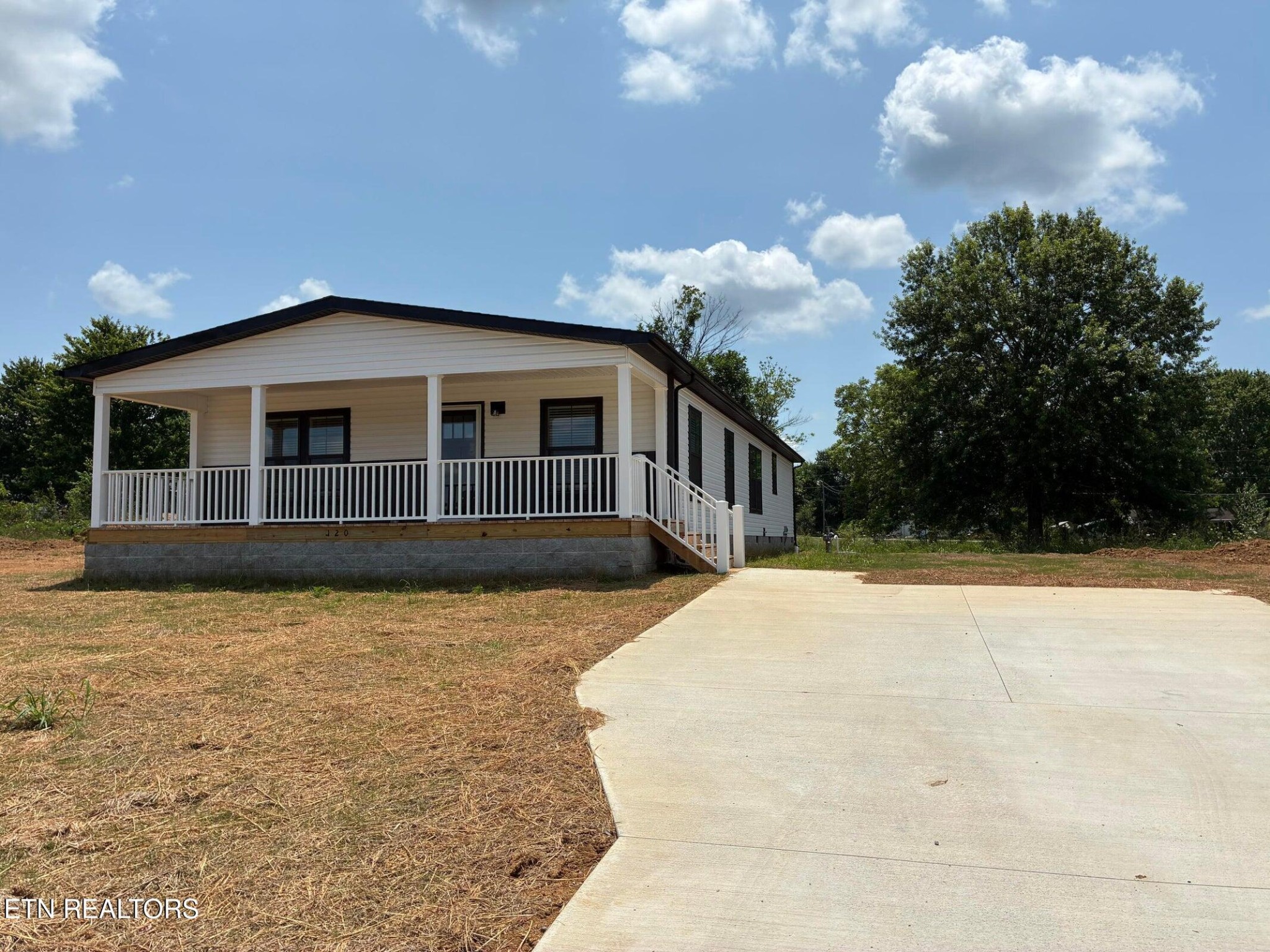 120 Unicoi Gate