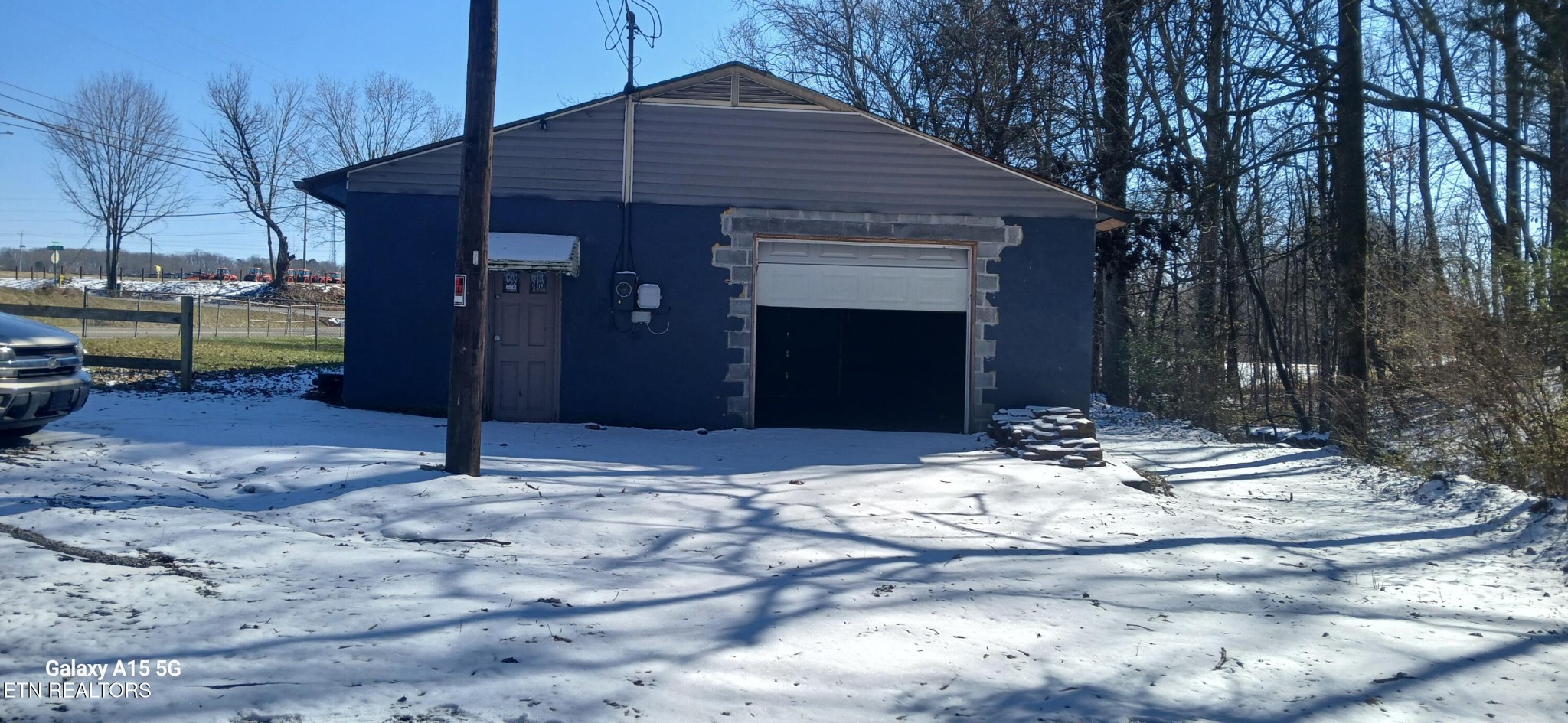 2405 Clearwater Rd