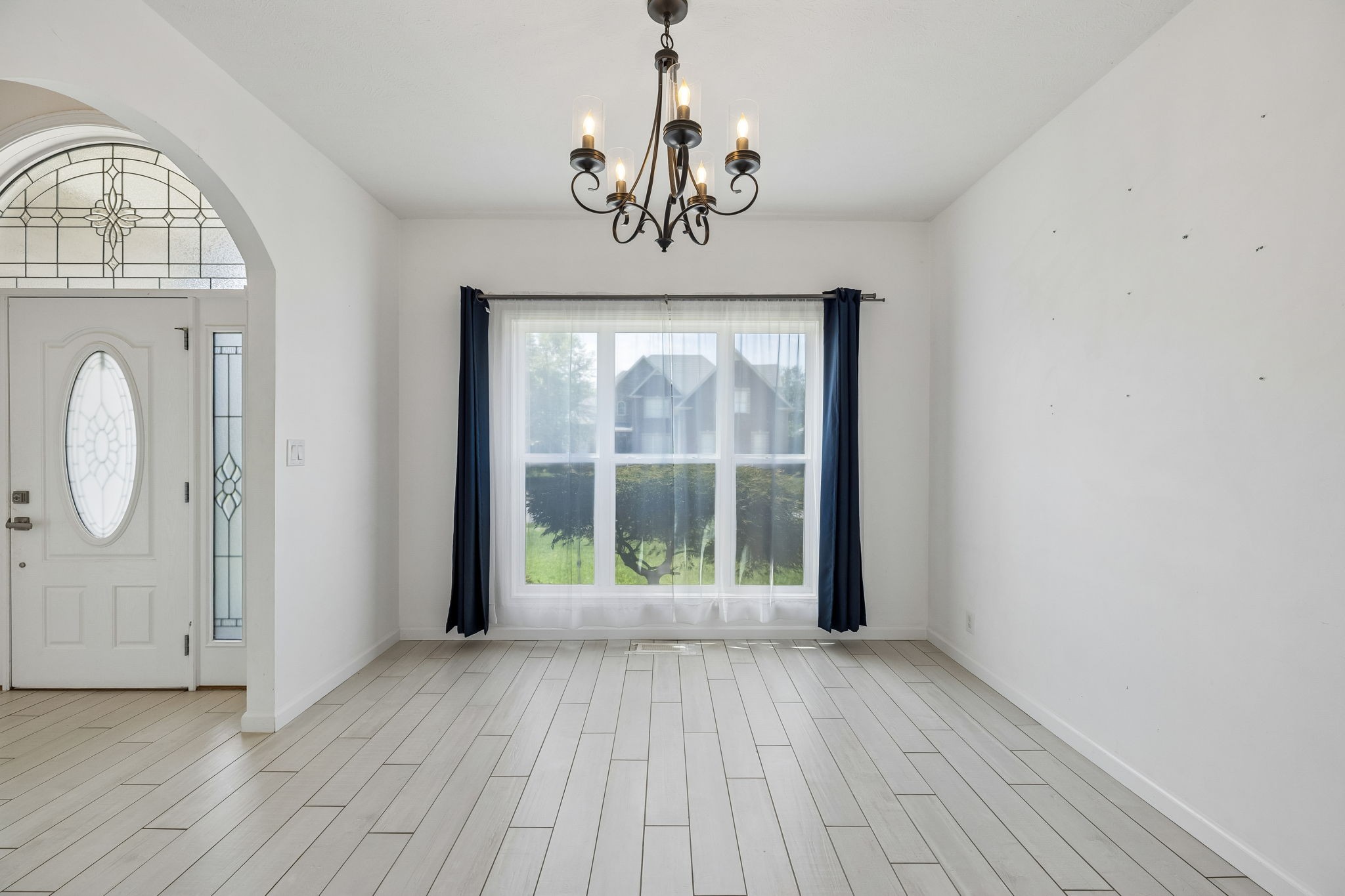 3076 Carrie Taylor Cir