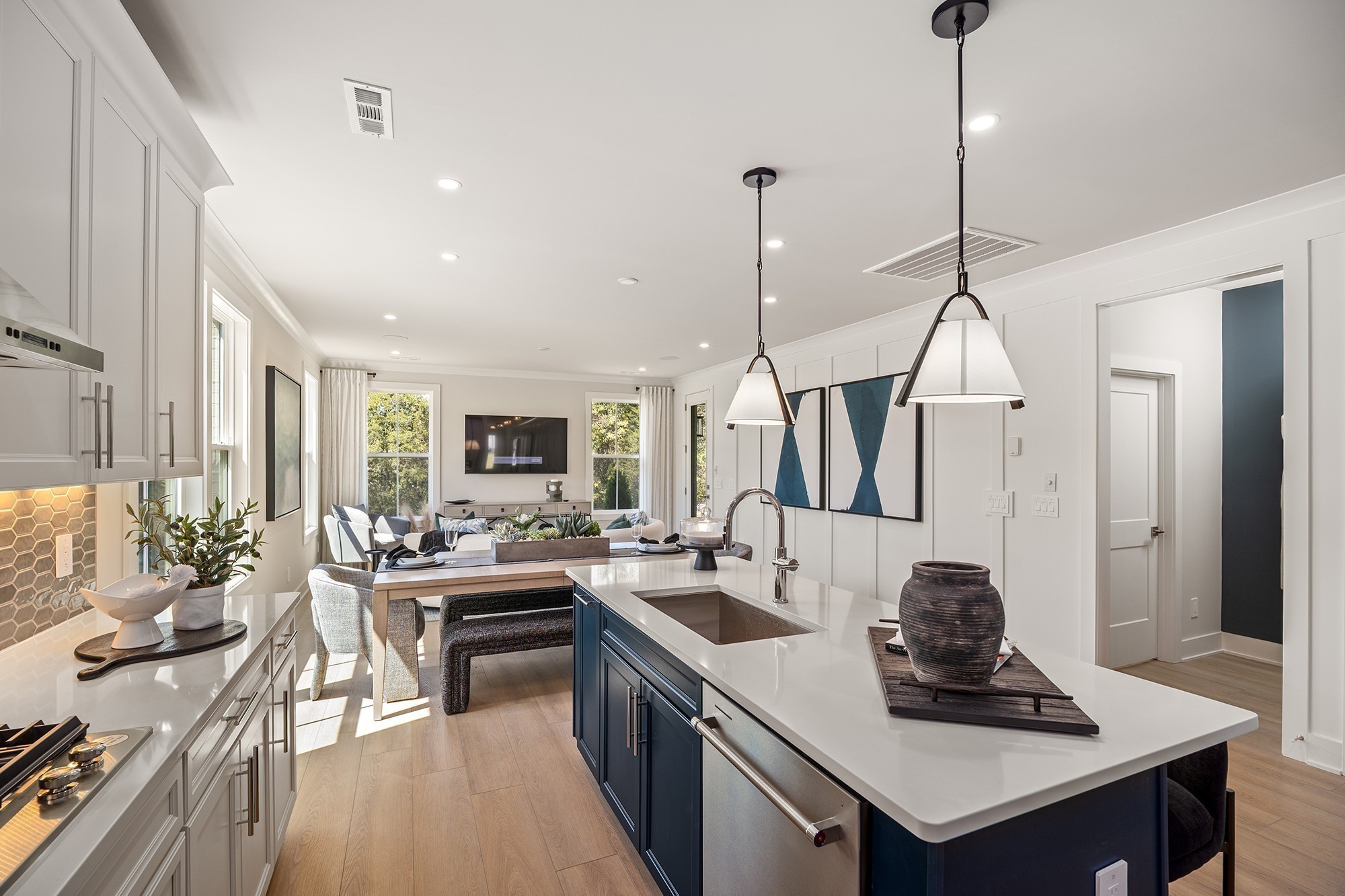 27 Ora Ct