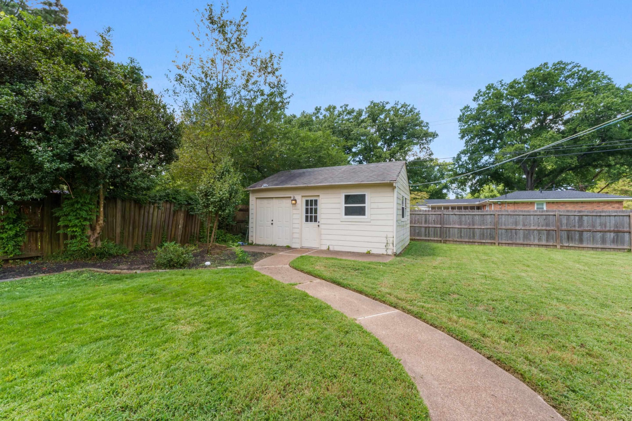311 AVON RD
