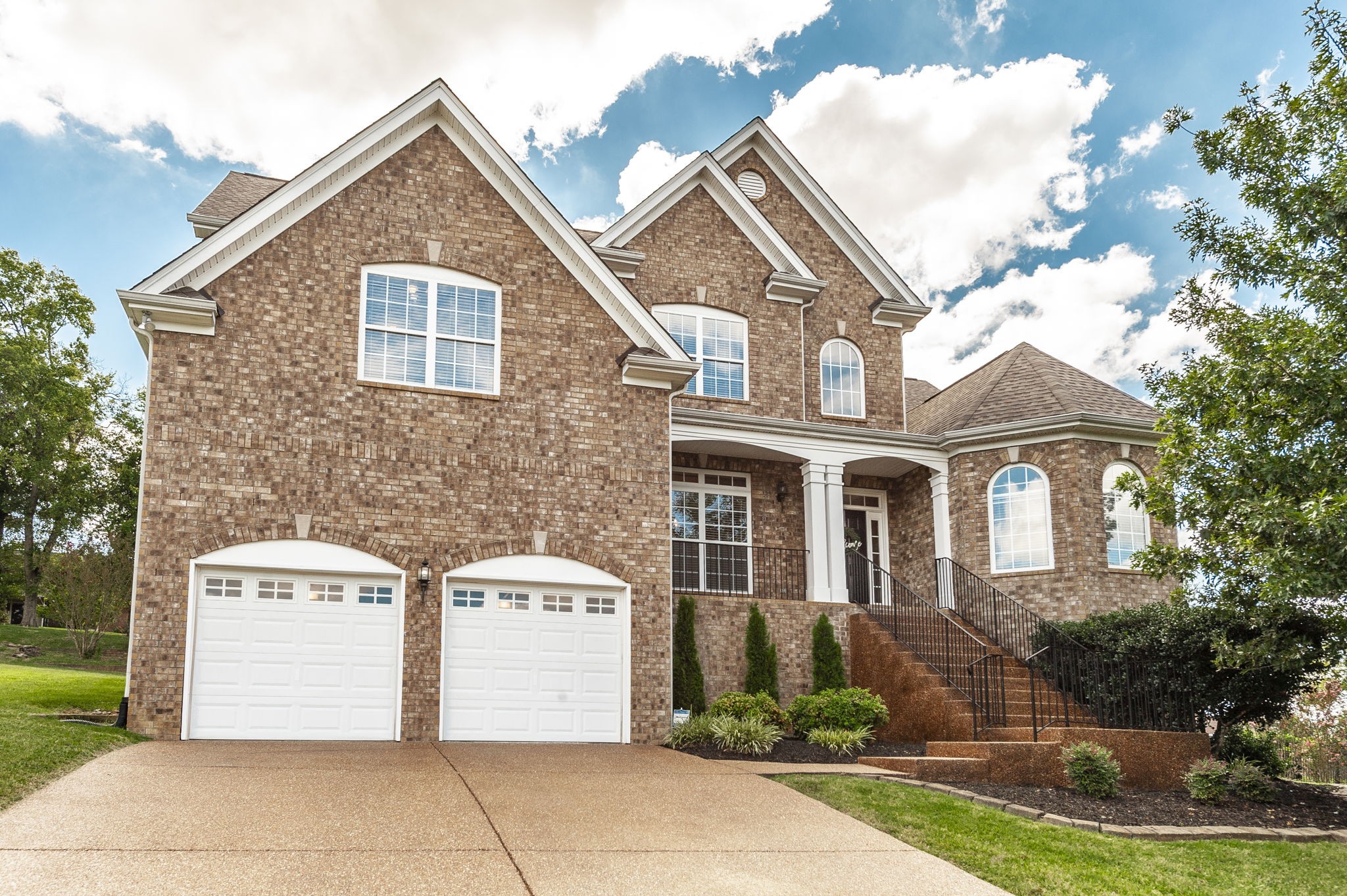 2054 Katherine Dr