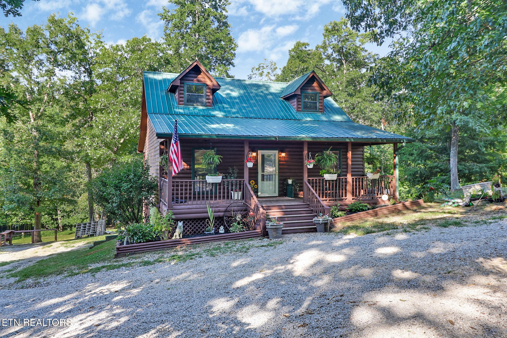 358 Red Oak Drive