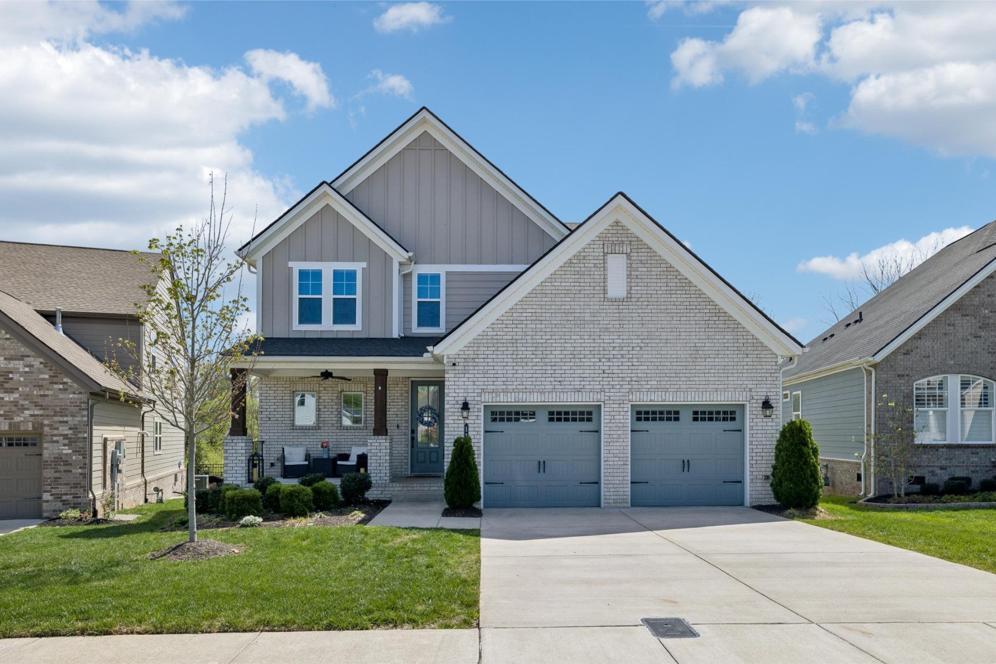 130 Newbury Dr