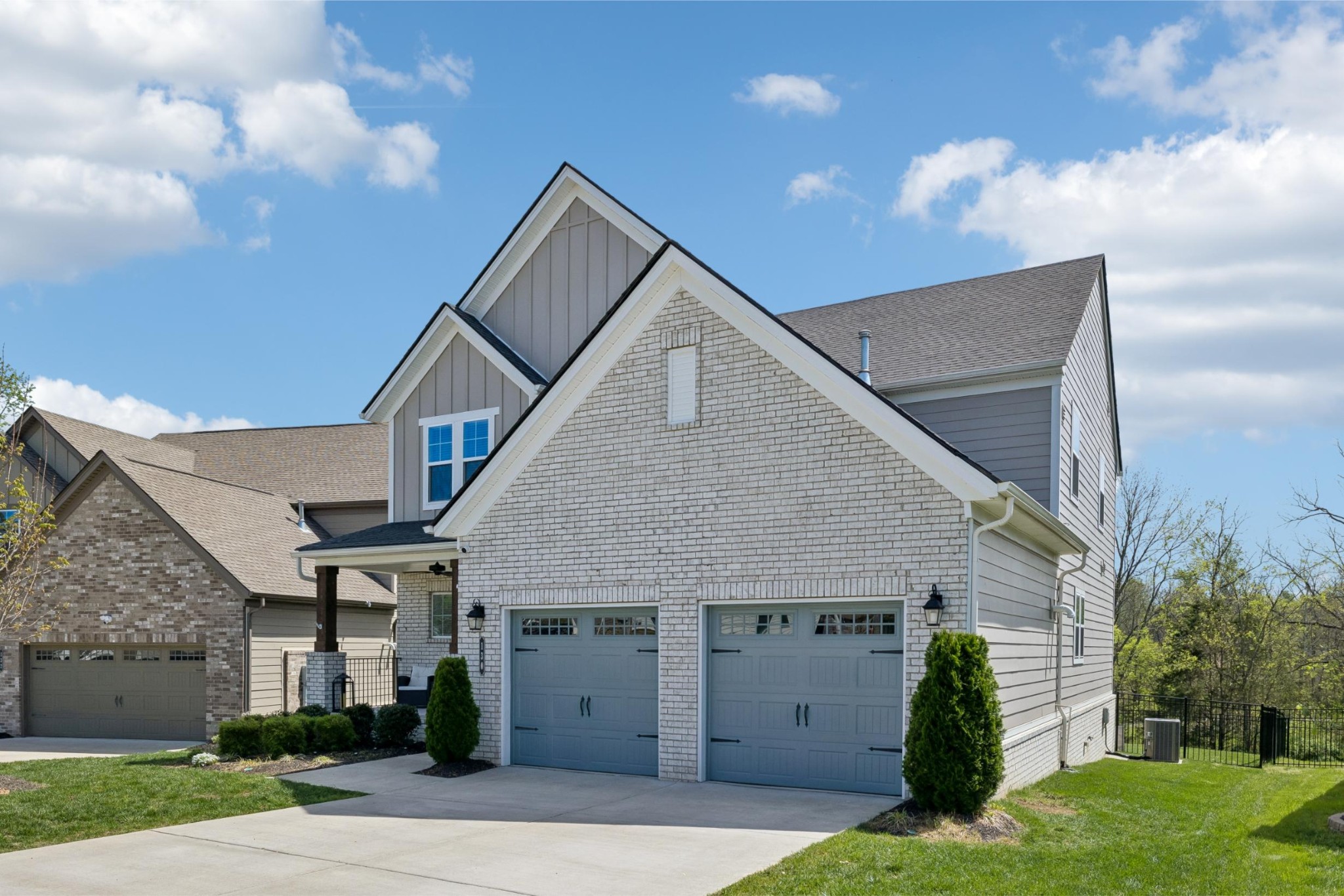 130 Newbury Dr