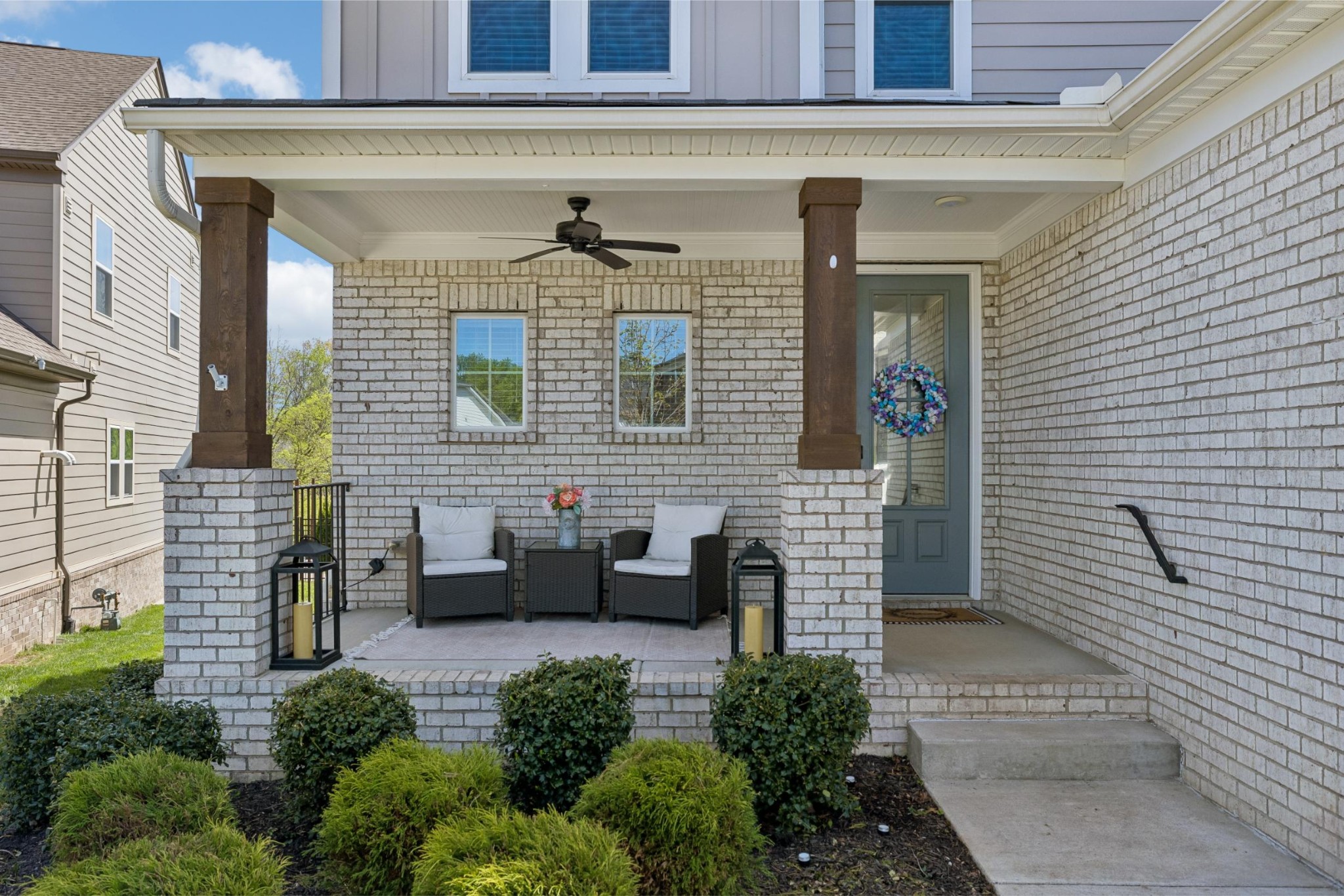 130 Newbury Dr