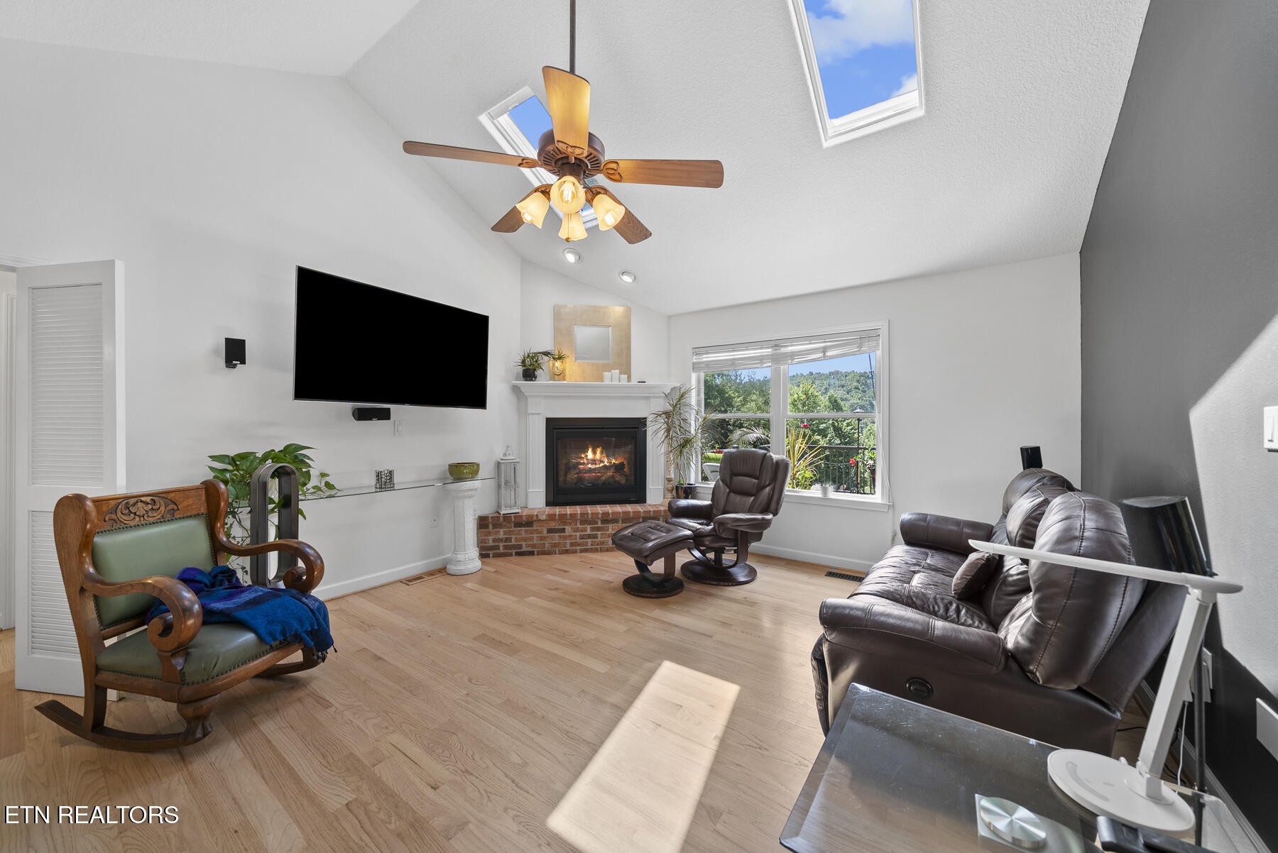 1014 Sunset Ridge Drive