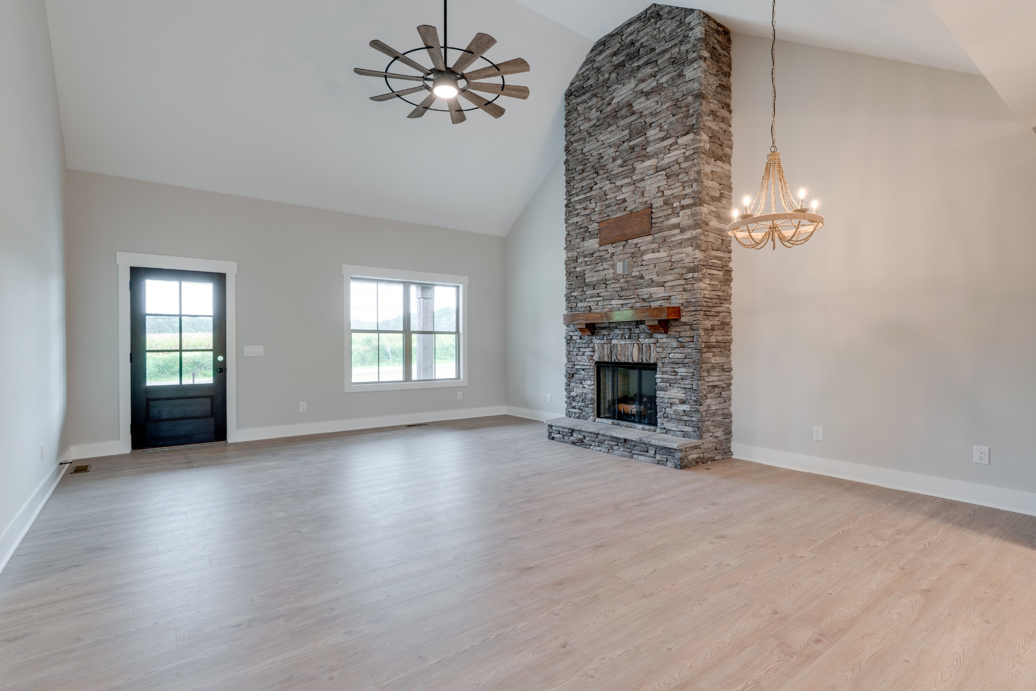 6827 Highway 41, N