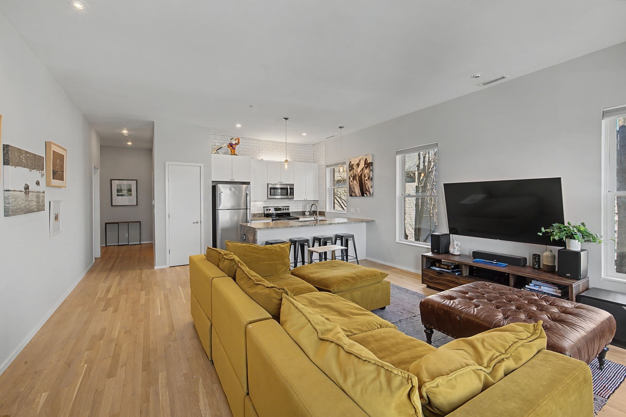 1200 5th Avenue, N