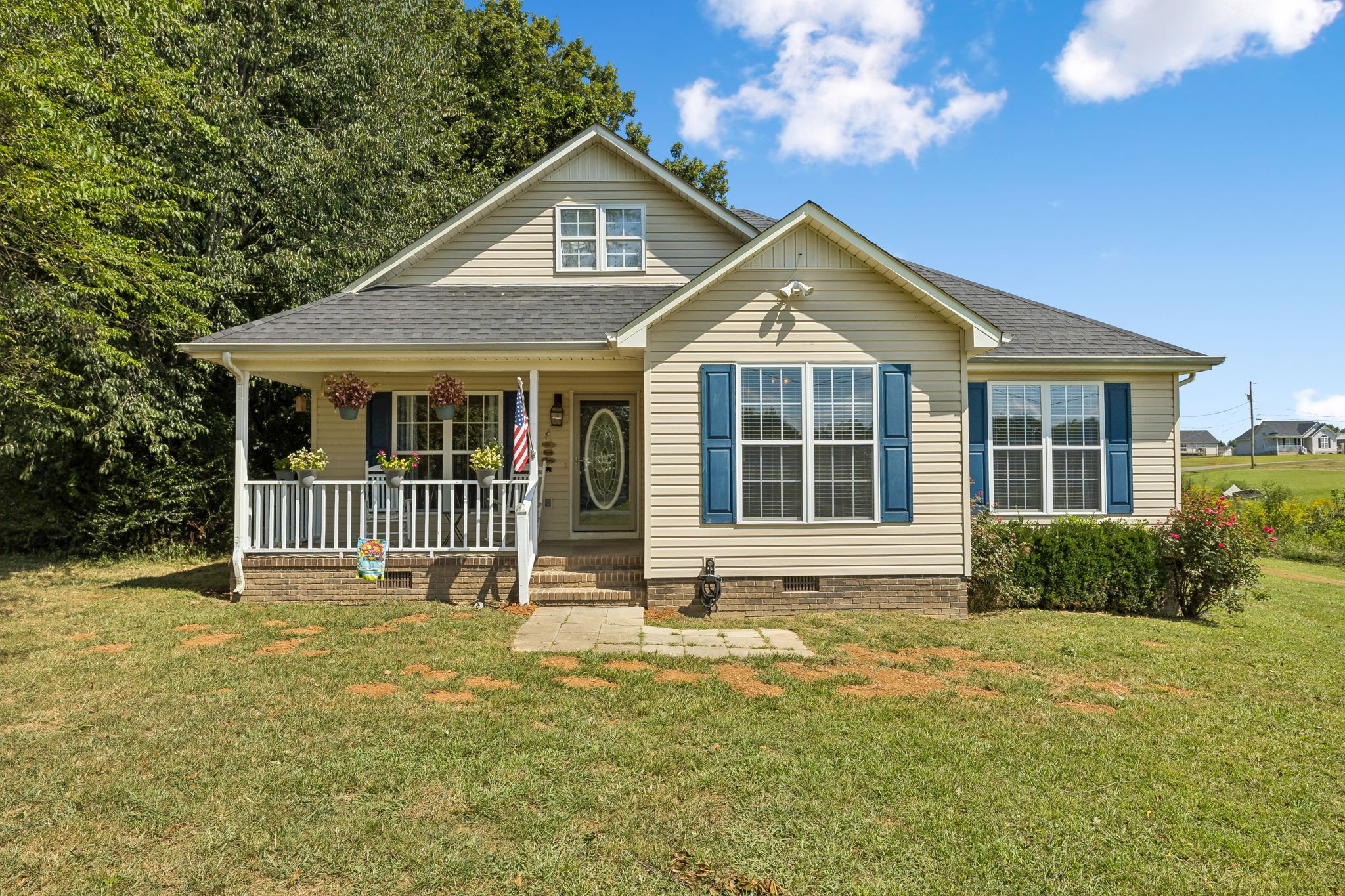 15 Aspen Hills Dr