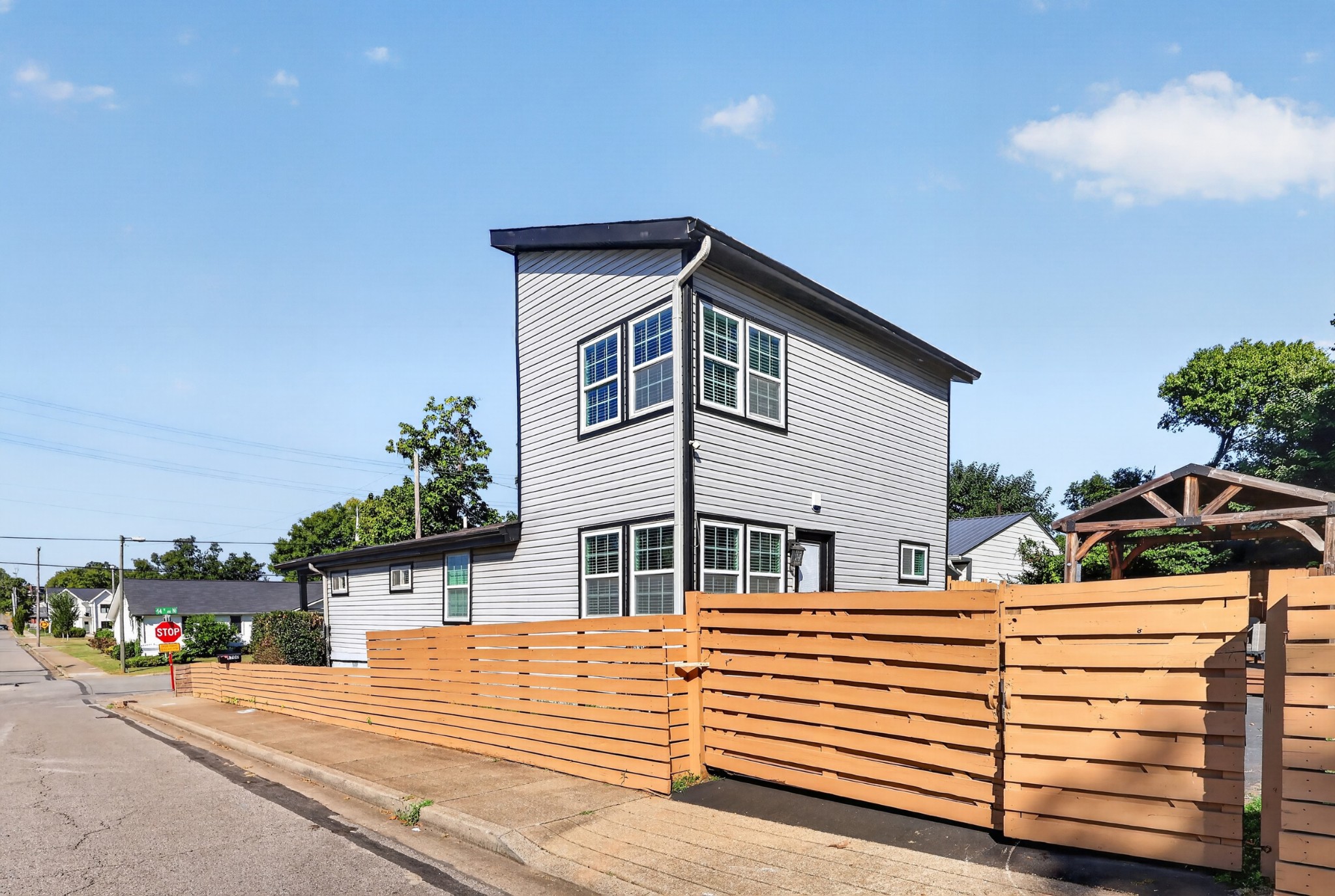 1700 14th Ave, N