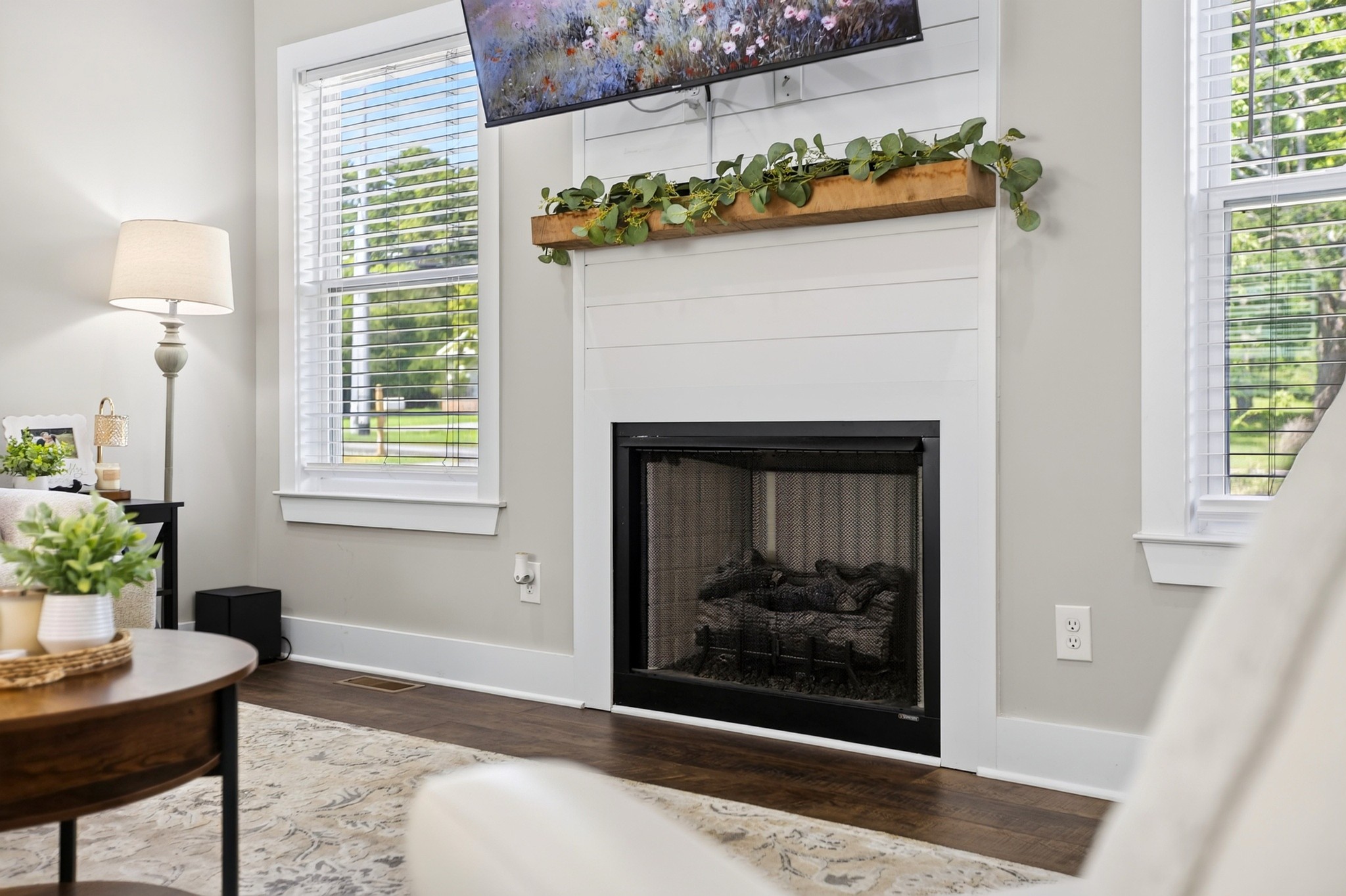 2102 Peerless Rd, NW