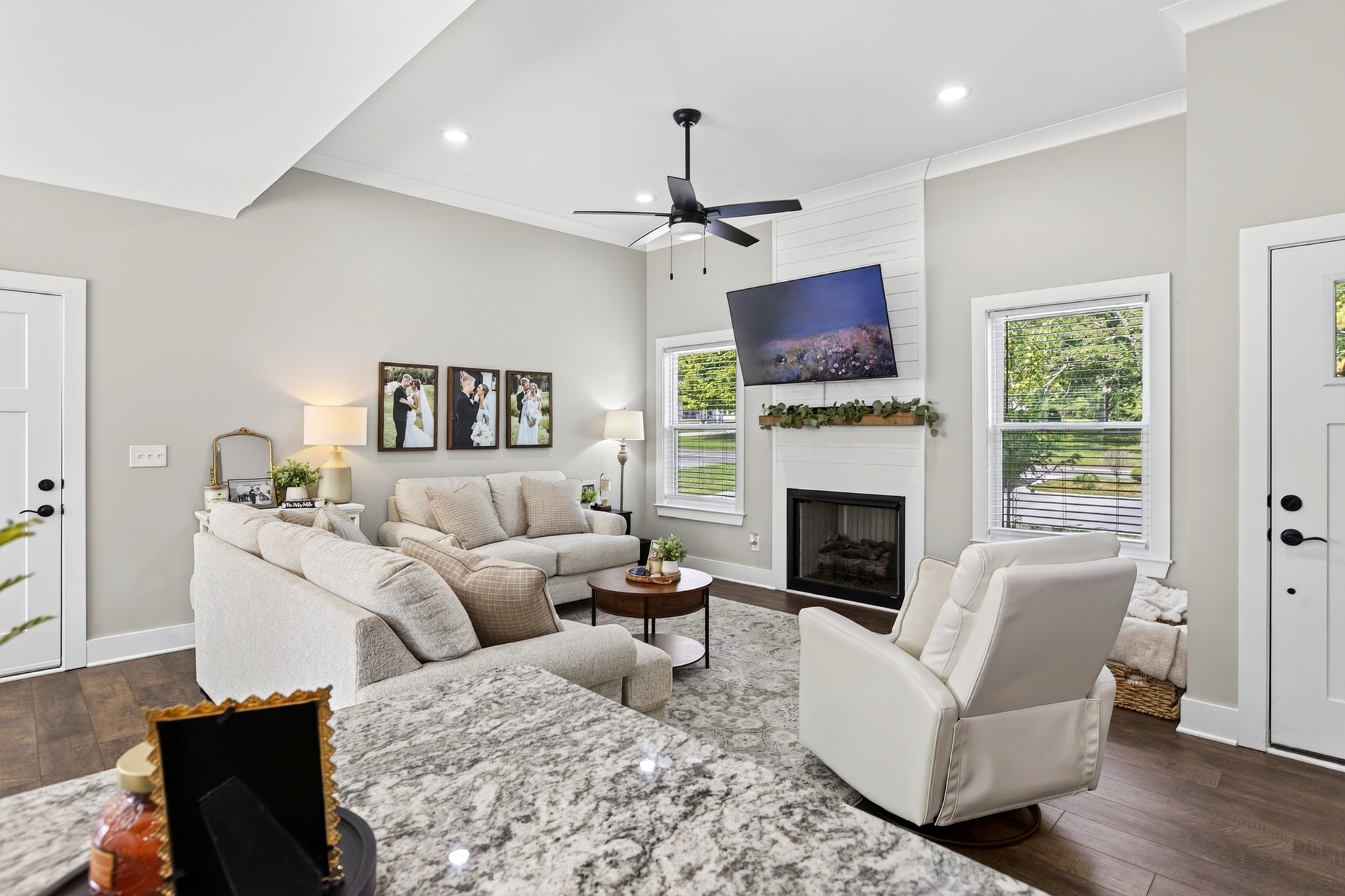 2102 Peerless Rd, NW