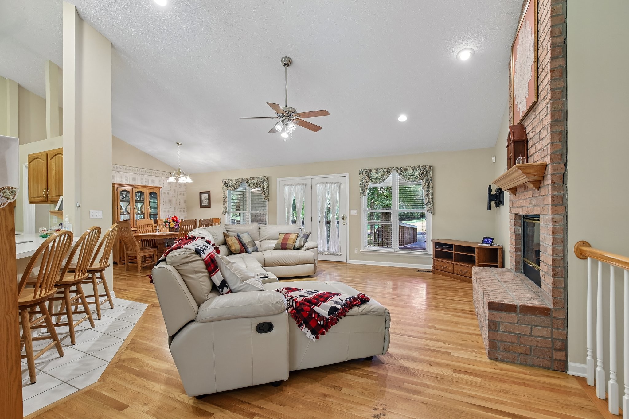 9670 Coles Ferry Pike