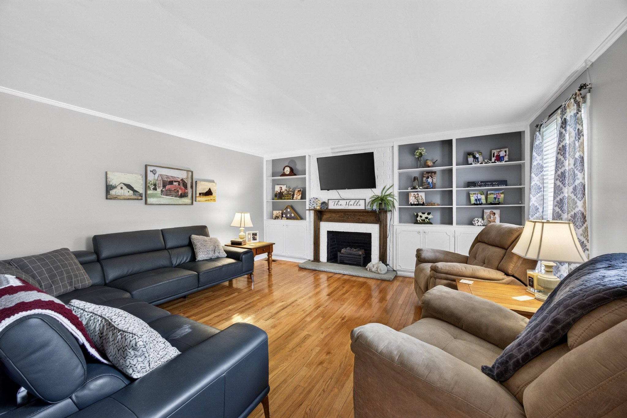 115 Sunset Dr