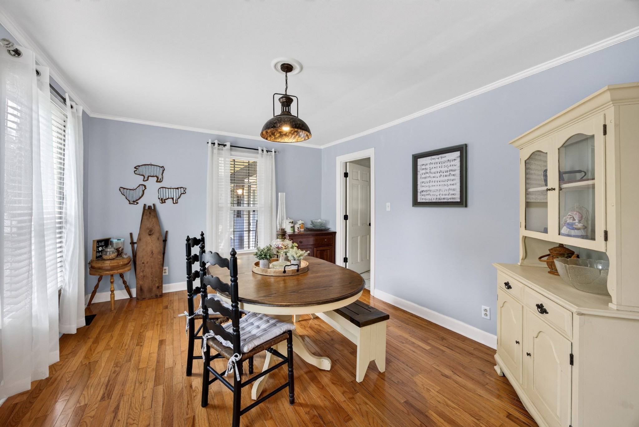 115 Sunset Dr