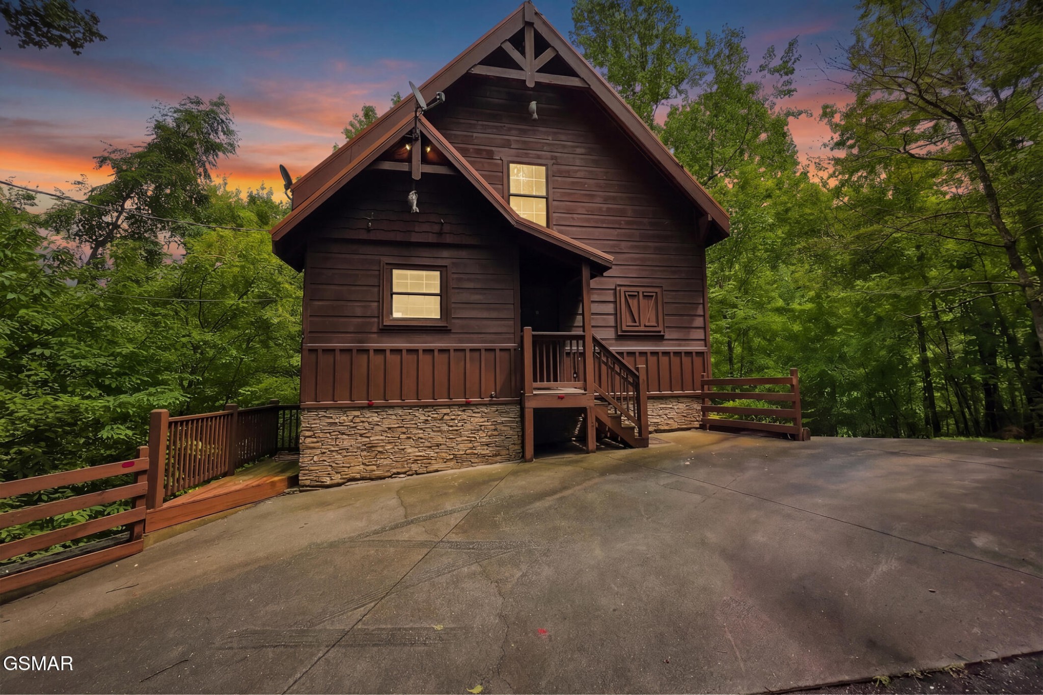 2416 Balsam Circle