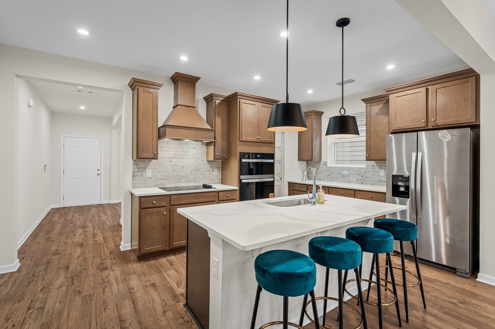 1016 Lionheart Dr