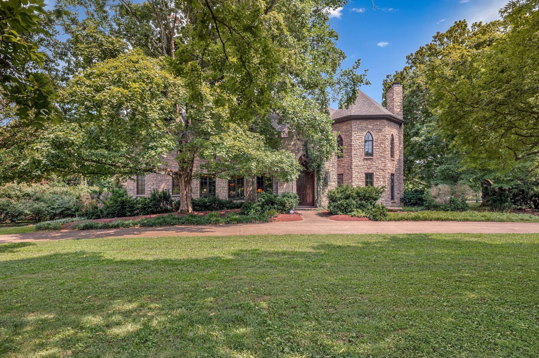 1108 Belle Meade Blvd