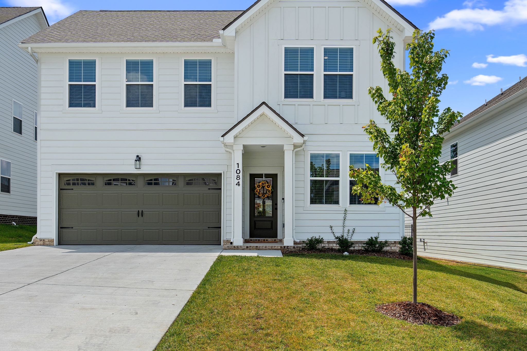 1084 Large Poppy Dr
