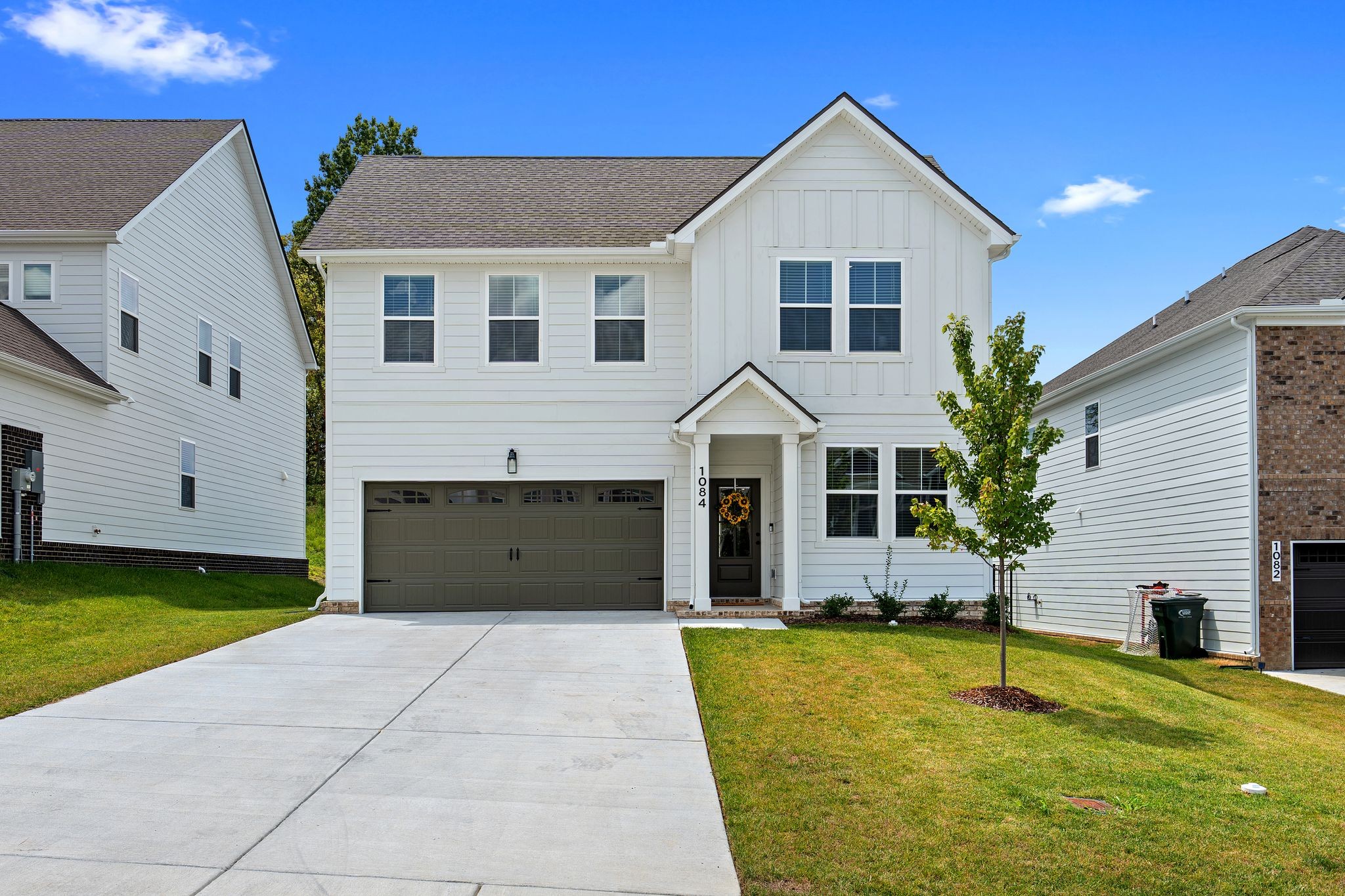 1084 Large Poppy Dr