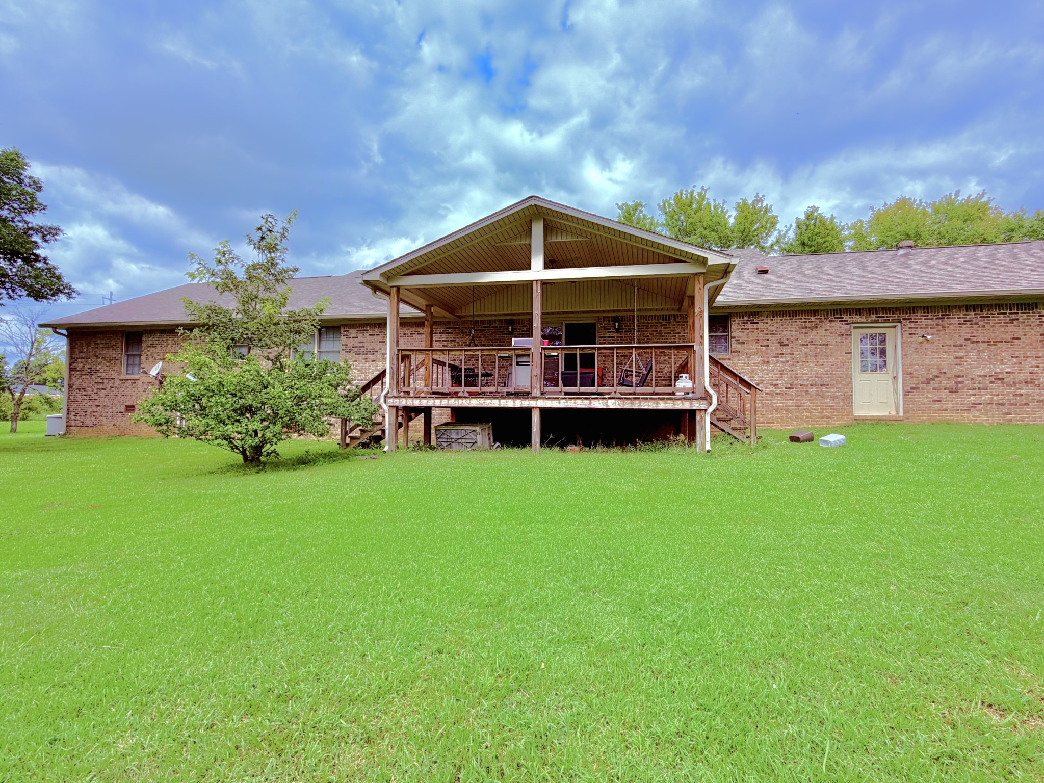1518 Highway 140, E