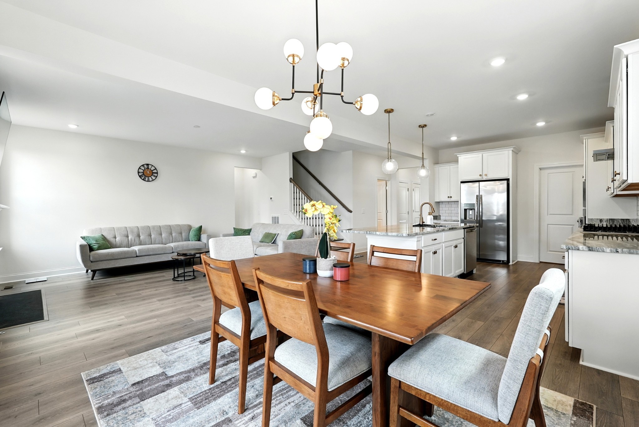305 Rawling Ln